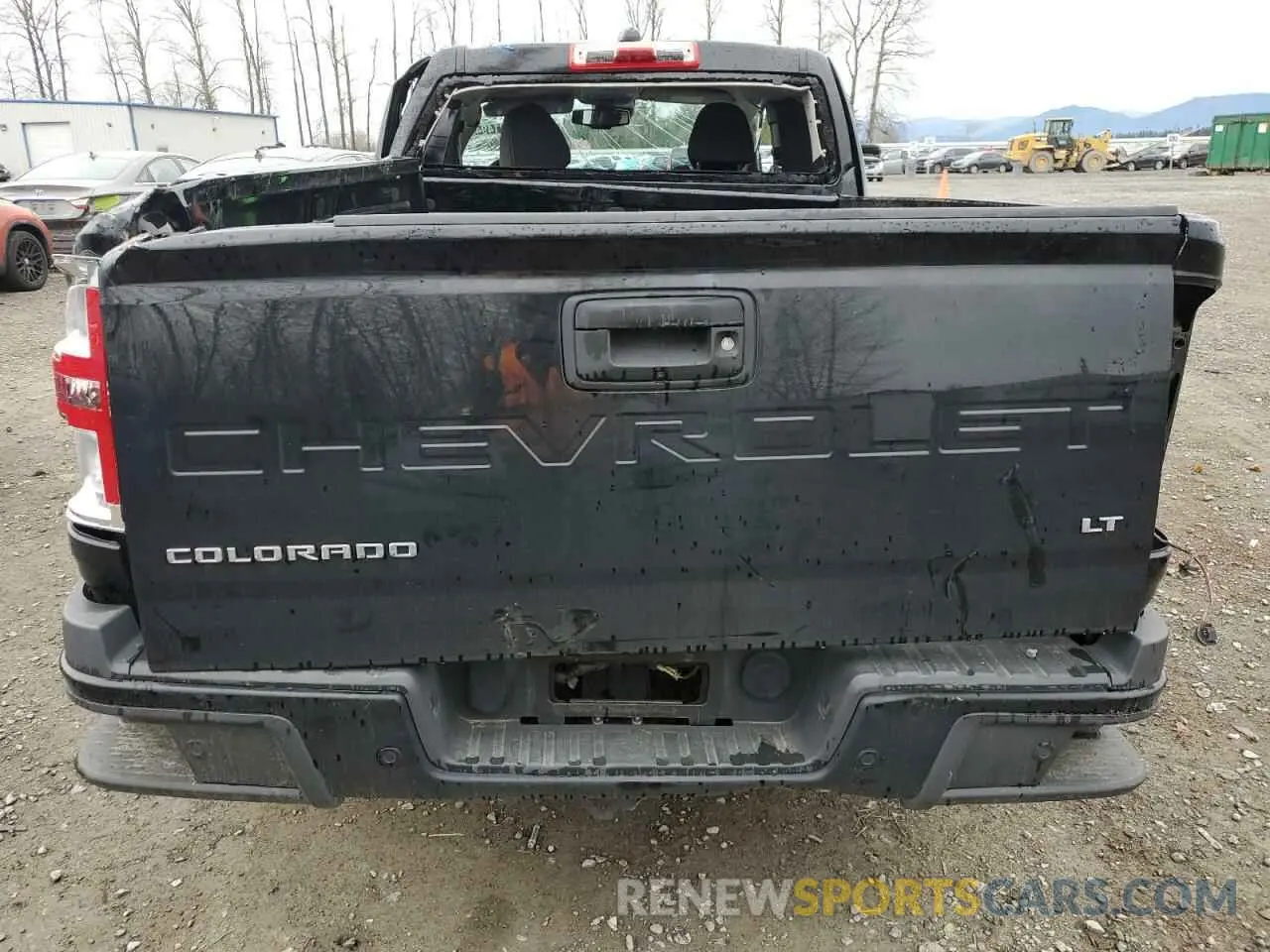 6 Photograph of a damaged car 1GCHSCEA8N1232282 CHEVROLET COLORADO 2022