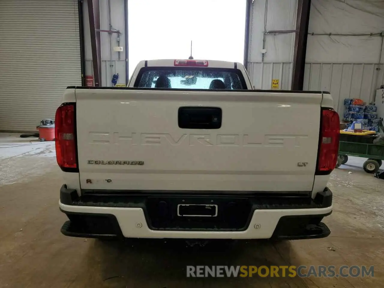 6 Photograph of a damaged car 1GCHSCEA9N1161786 CHEVROLET COLORADO 2022