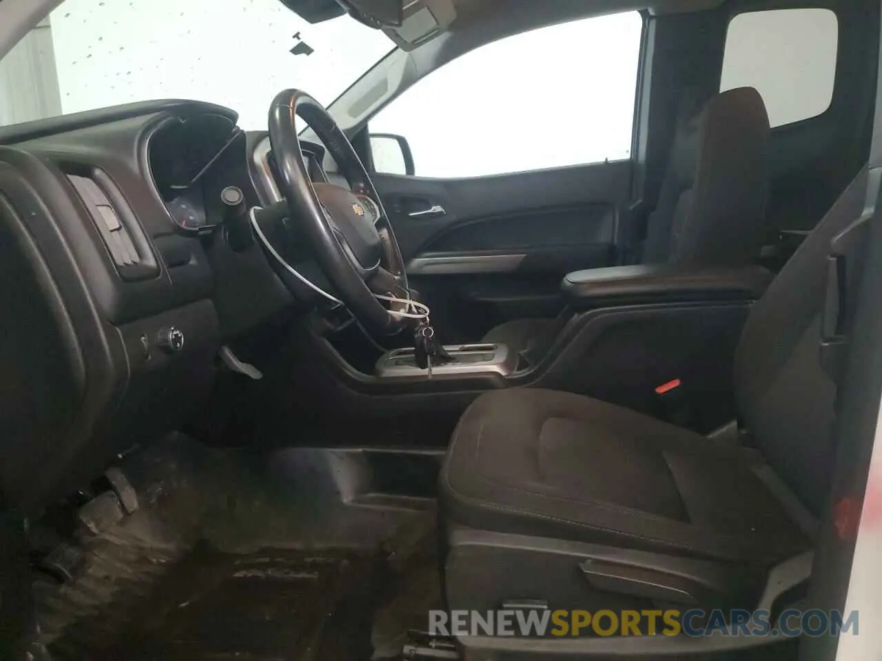 7 Photograph of a damaged car 1GCHSCEAXN1116727 CHEVROLET COLORADO 2022