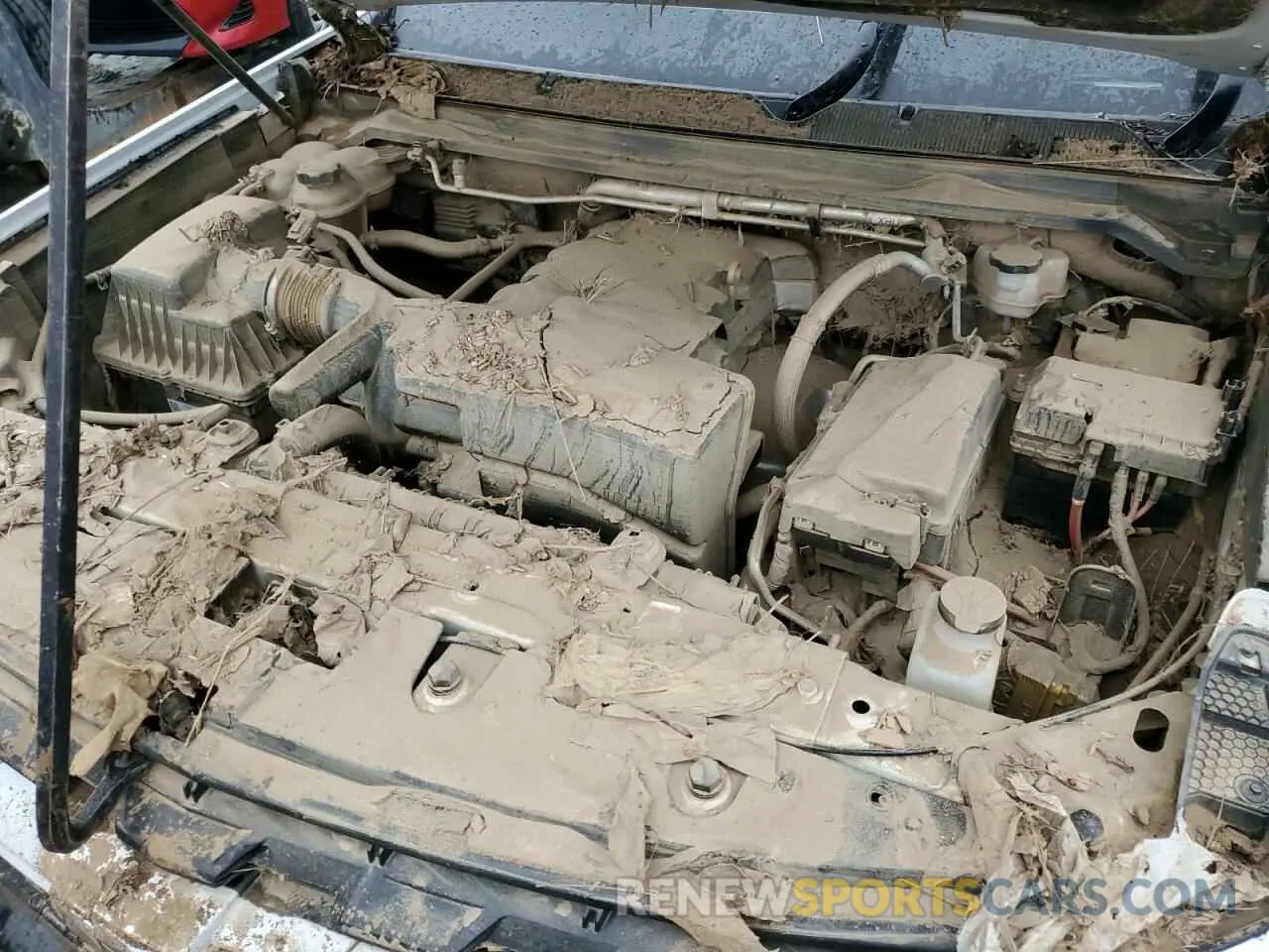 11 Photograph of a damaged car 1GCHSCEAXN1170805 CHEVROLET COLORADO 2022