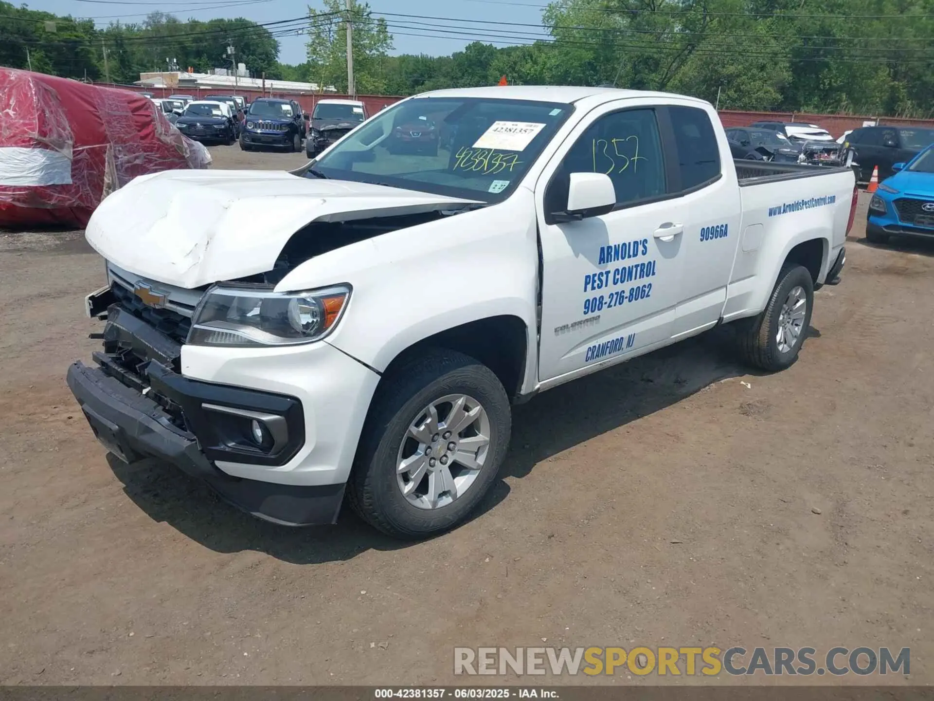 2 Photograph of a damaged car 1GCHSCEN5N1102673 CHEVROLET COLORADO 2022