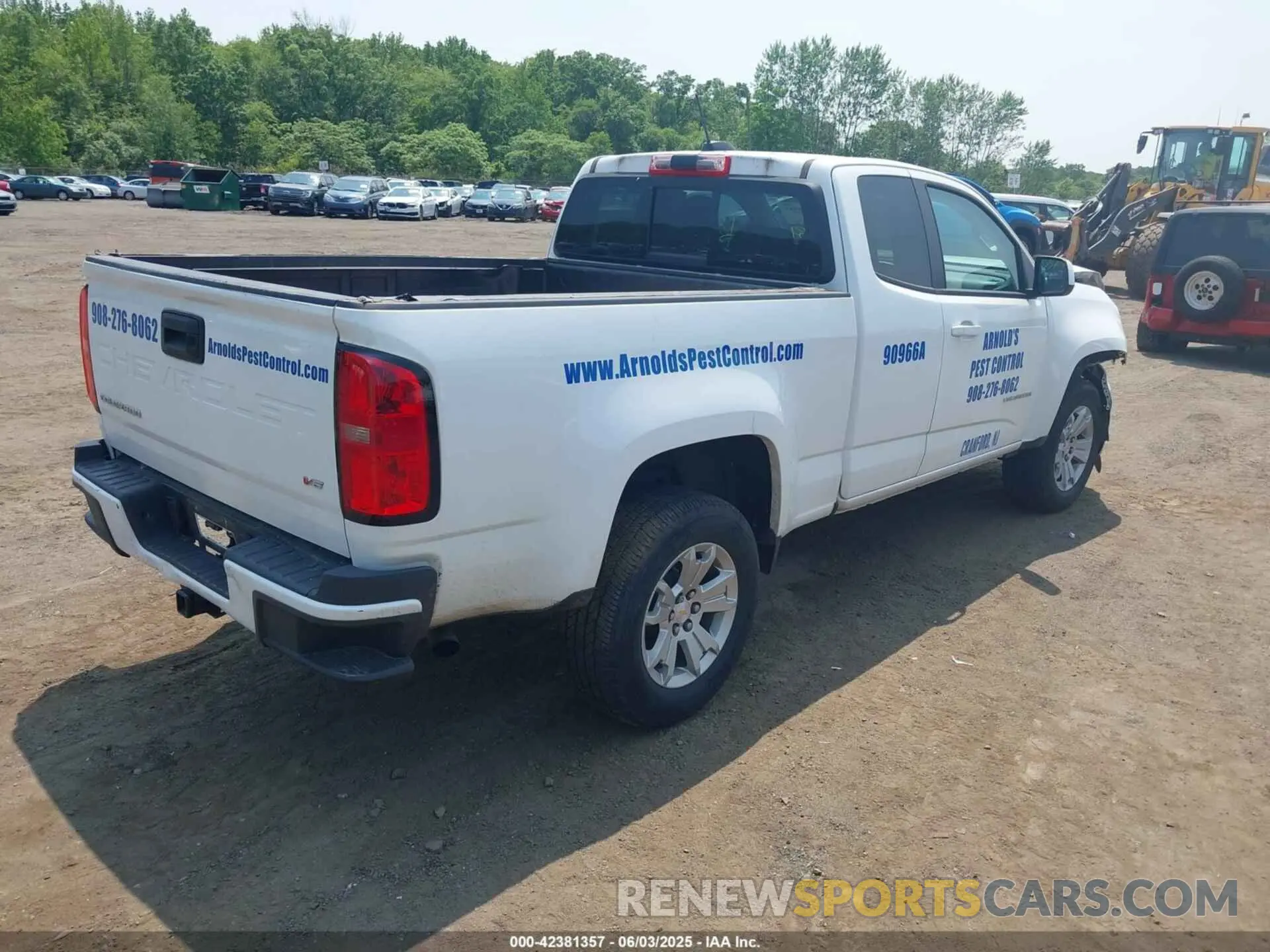 4 Photograph of a damaged car 1GCHSCEN5N1102673 CHEVROLET COLORADO 2022