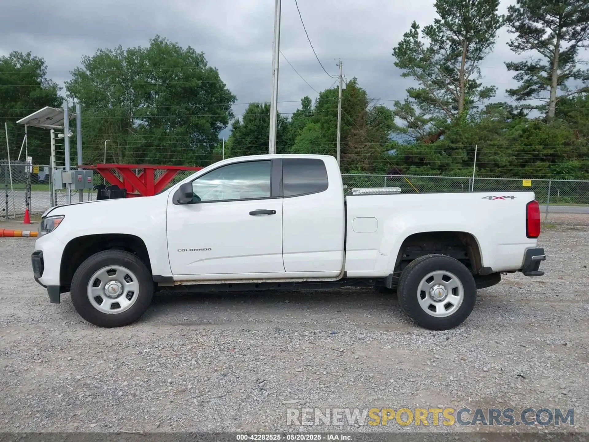 14 Photograph of a damaged car 1GCHTBEA6N1140563 CHEVROLET COLORADO 2022