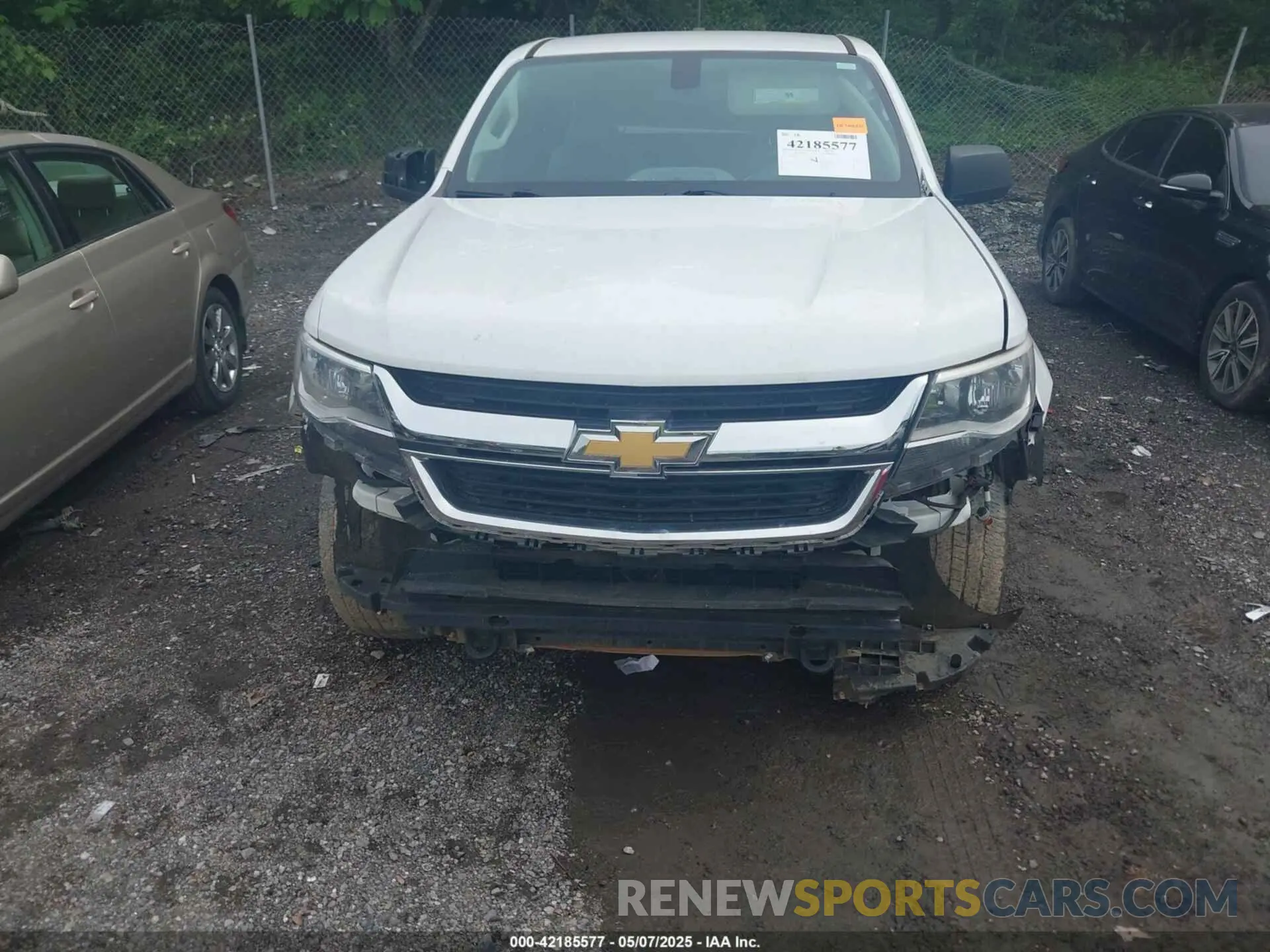 12 Photograph of a damaged car 1GCHTBEN7N1132233 CHEVROLET COLORADO 2022