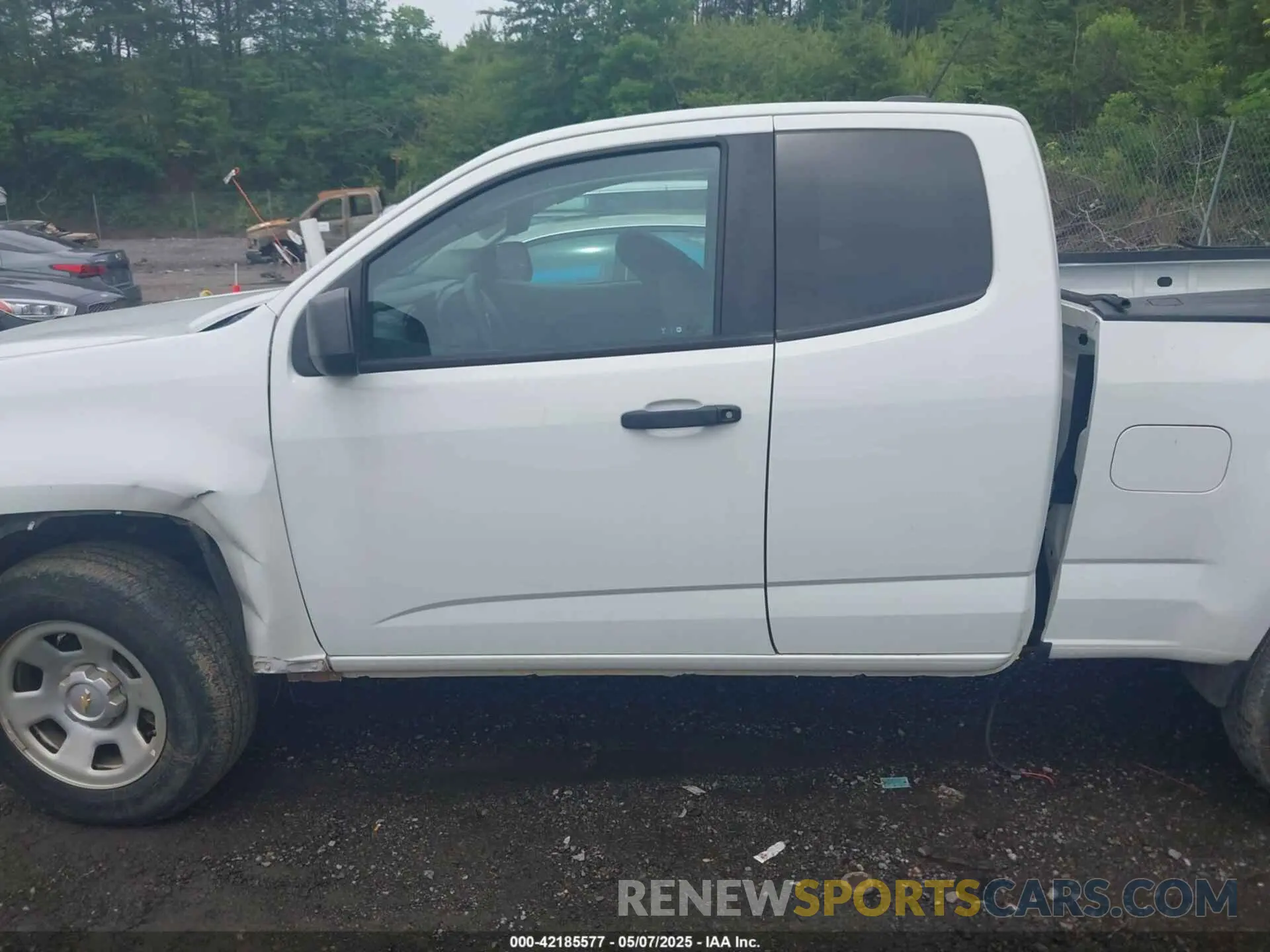 14 Photograph of a damaged car 1GCHTBEN7N1132233 CHEVROLET COLORADO 2022