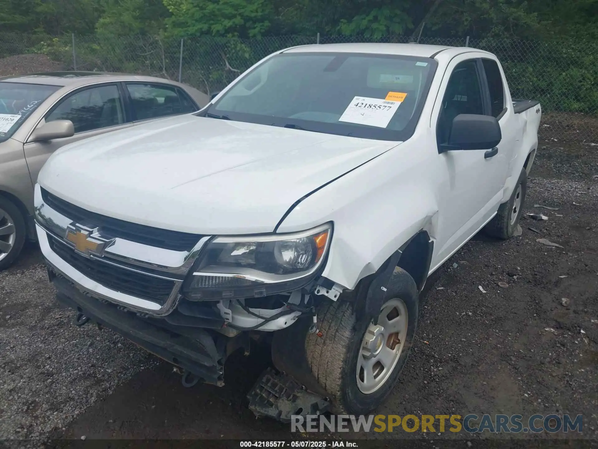 2 Photograph of a damaged car 1GCHTBEN7N1132233 CHEVROLET COLORADO 2022