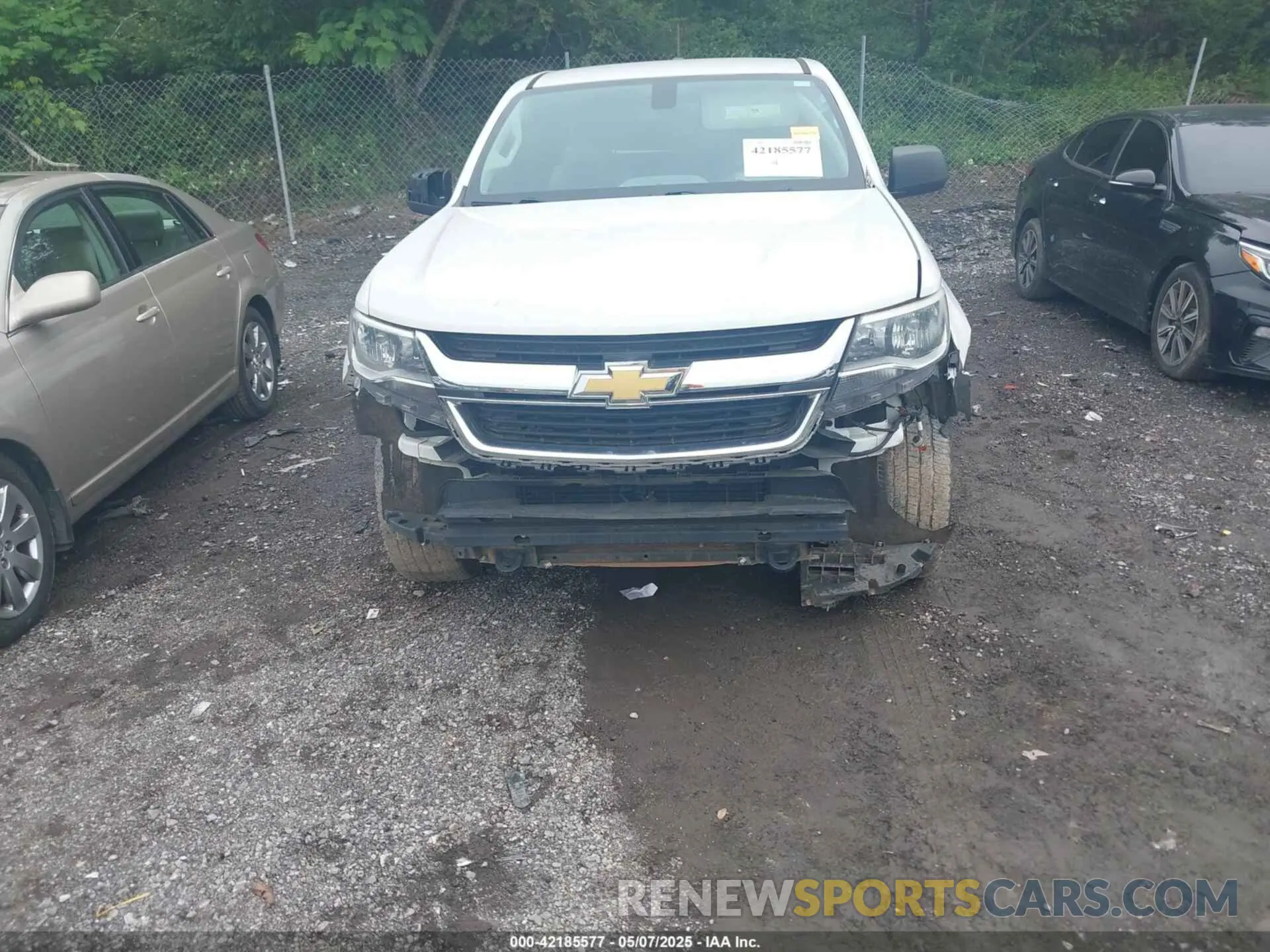 6 Photograph of a damaged car 1GCHTBEN7N1132233 CHEVROLET COLORADO 2022