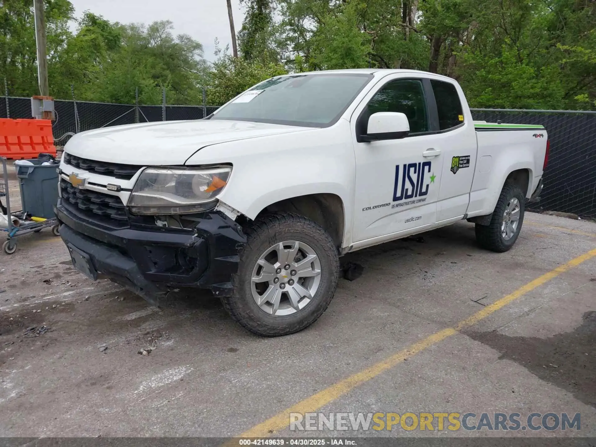 2 Photograph of a damaged car 1GCHTCEA4N1116087 CHEVROLET COLORADO 2022