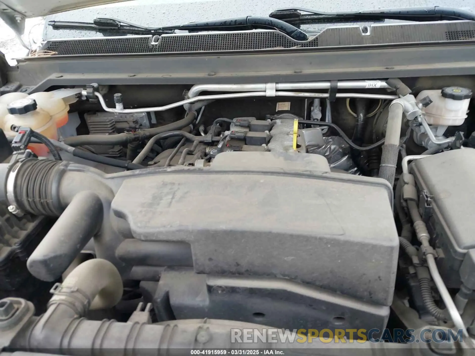 10 Photograph of a damaged car 1GCHTCEA8N1198468 CHEVROLET COLORADO 2022