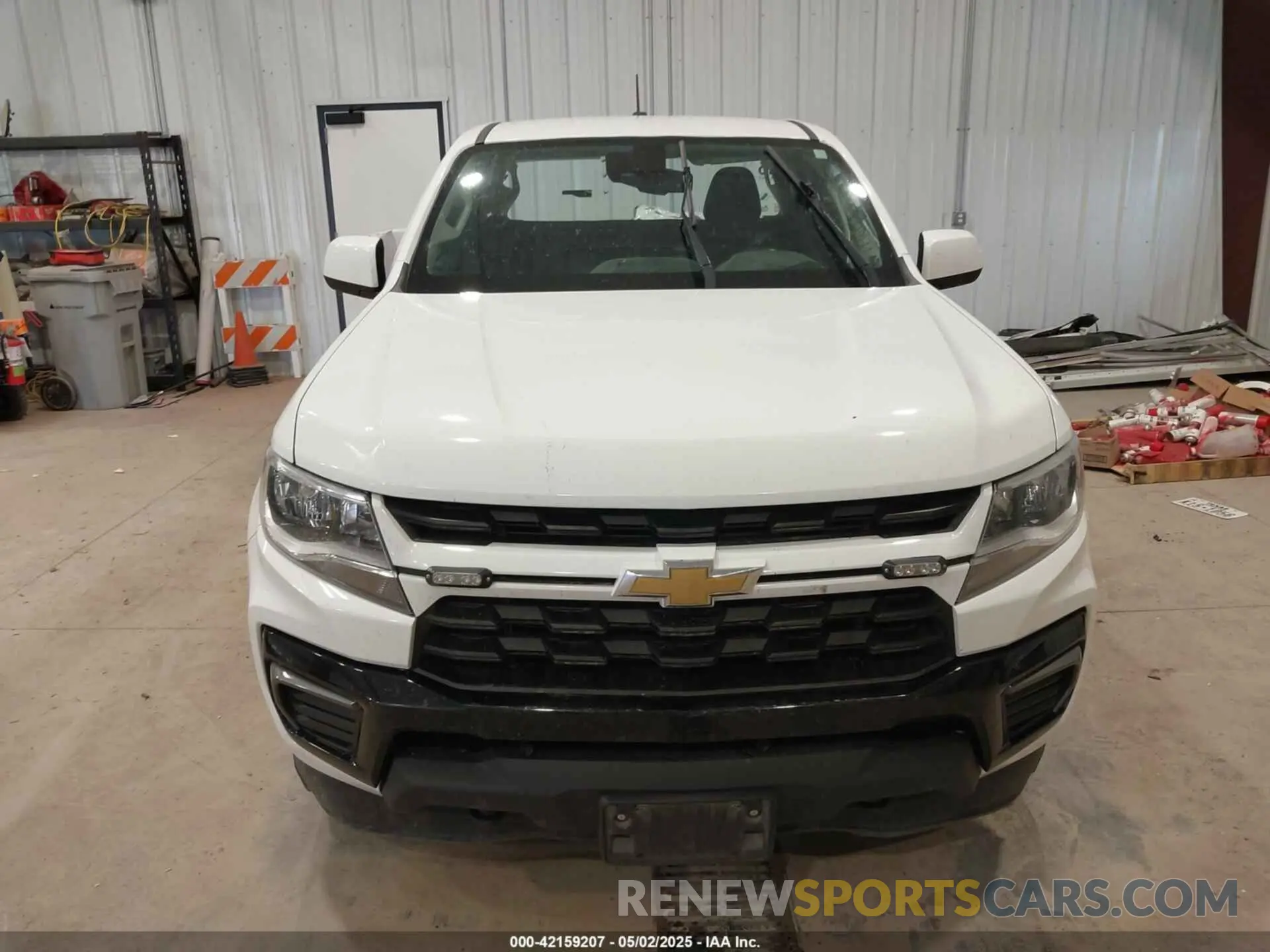12 Photograph of a damaged car 1GCHTCEAXN1115994 CHEVROLET COLORADO 2022