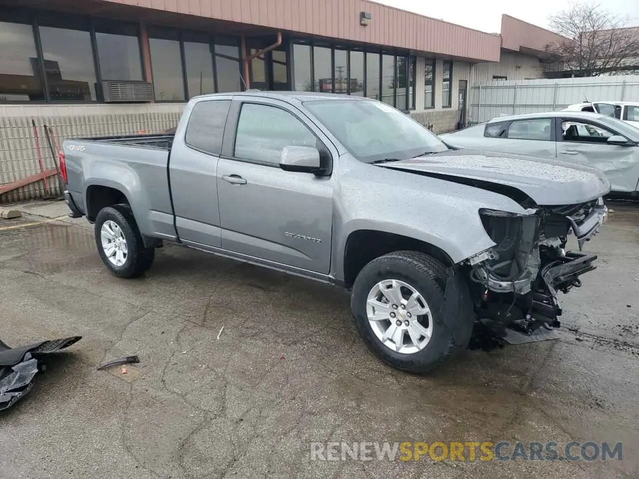 4 Photograph of a damaged car 1GCHTCEN1N1204646 CHEVROLET COLORADO 2022
