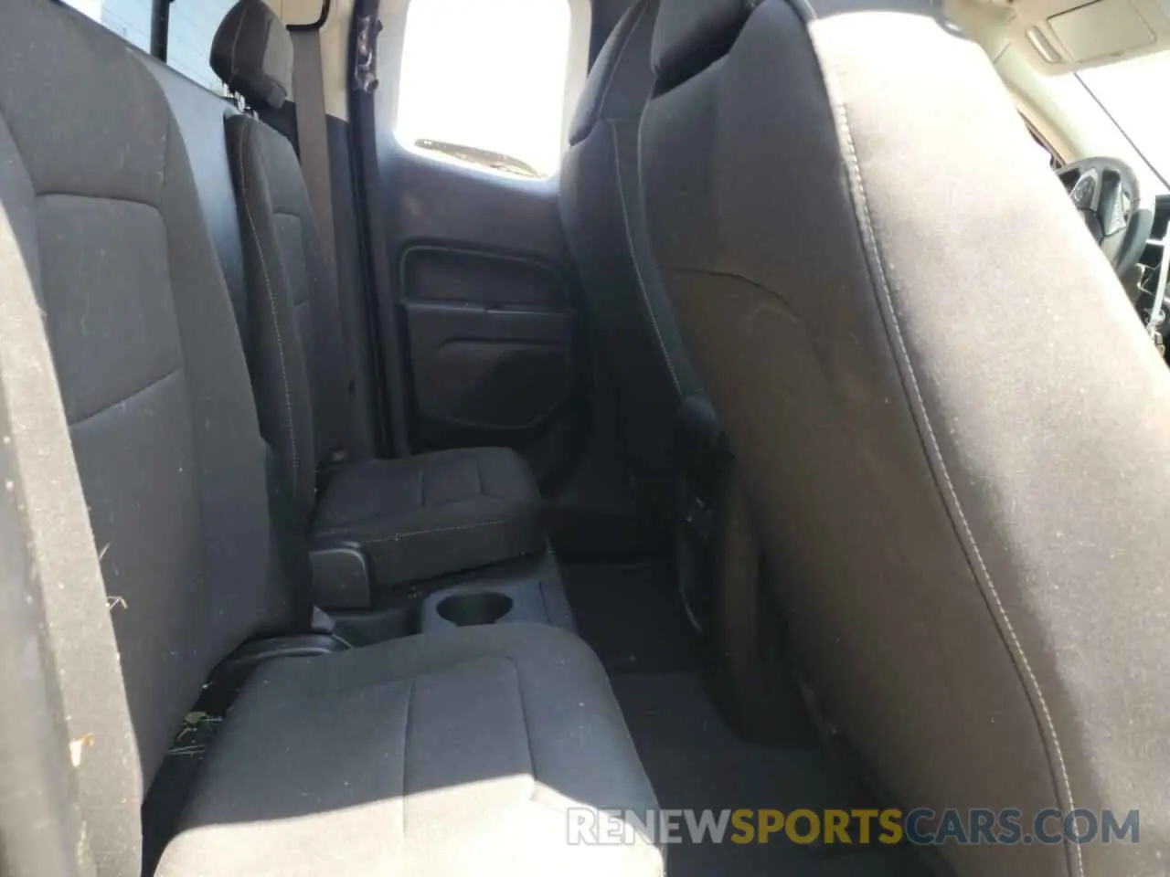 10 Photograph of a damaged car 1GCHTCEN7N1108505 CHEVROLET COLORADO 2022