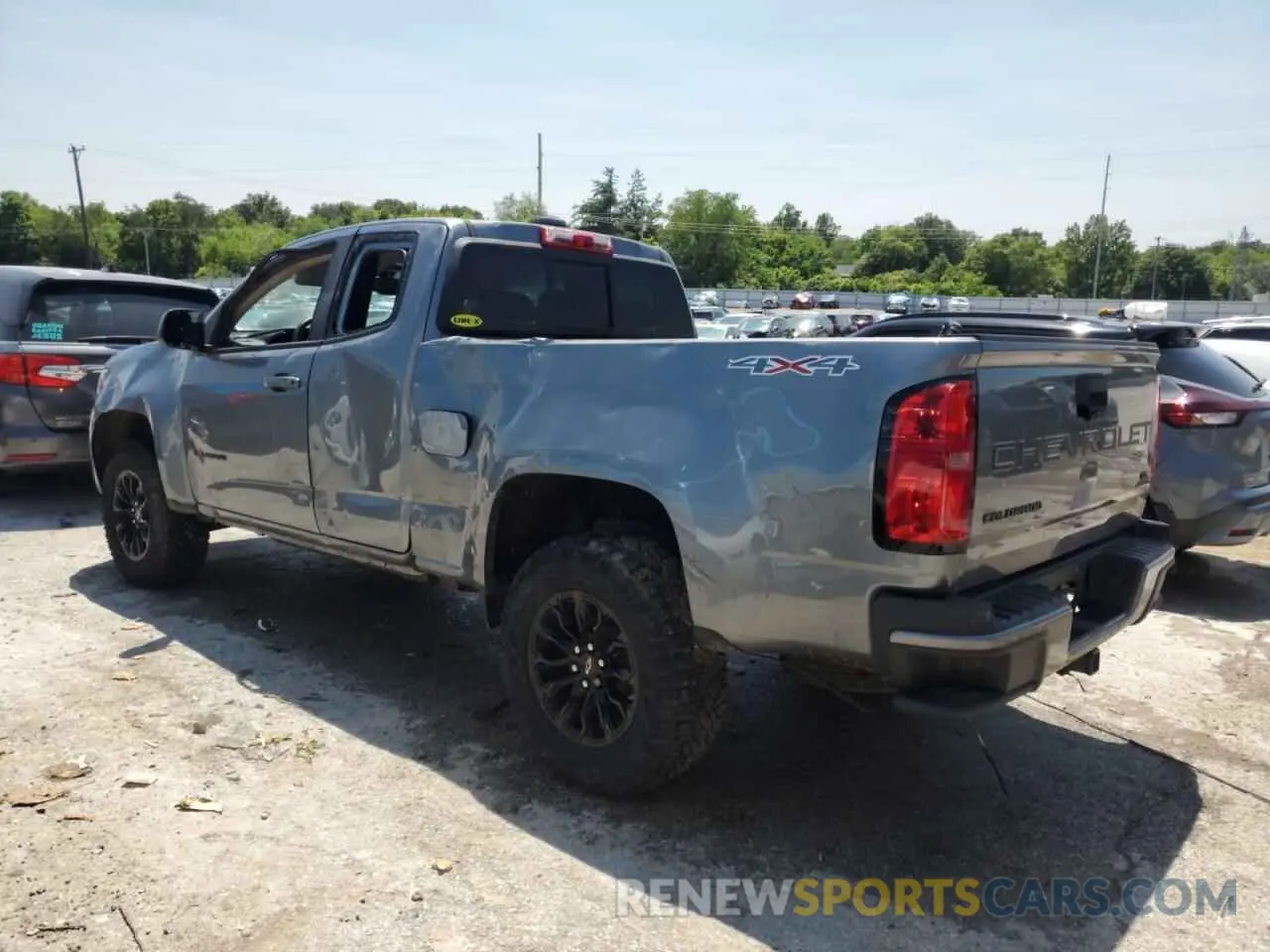 2 Photograph of a damaged car 1GCHTCEN7N1108505 CHEVROLET COLORADO 2022