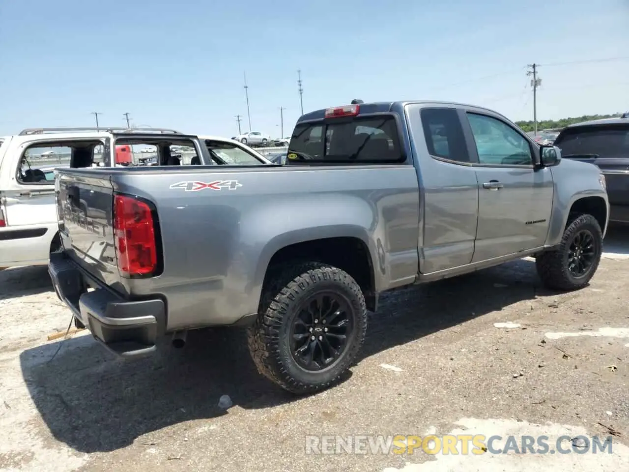 3 Photograph of a damaged car 1GCHTCEN7N1108505 CHEVROLET COLORADO 2022
