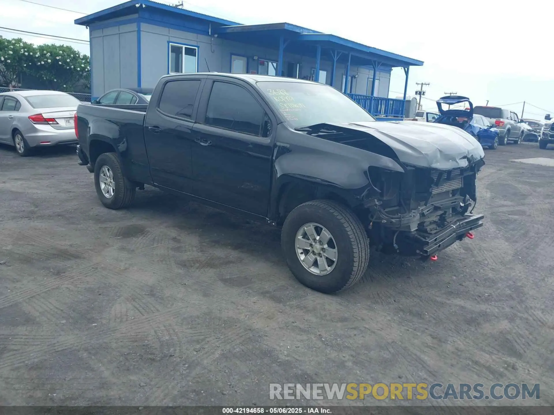 1 Photograph of a damaged car 1GCPTDE17N1130387 CHEVROLET COLORADO 2022