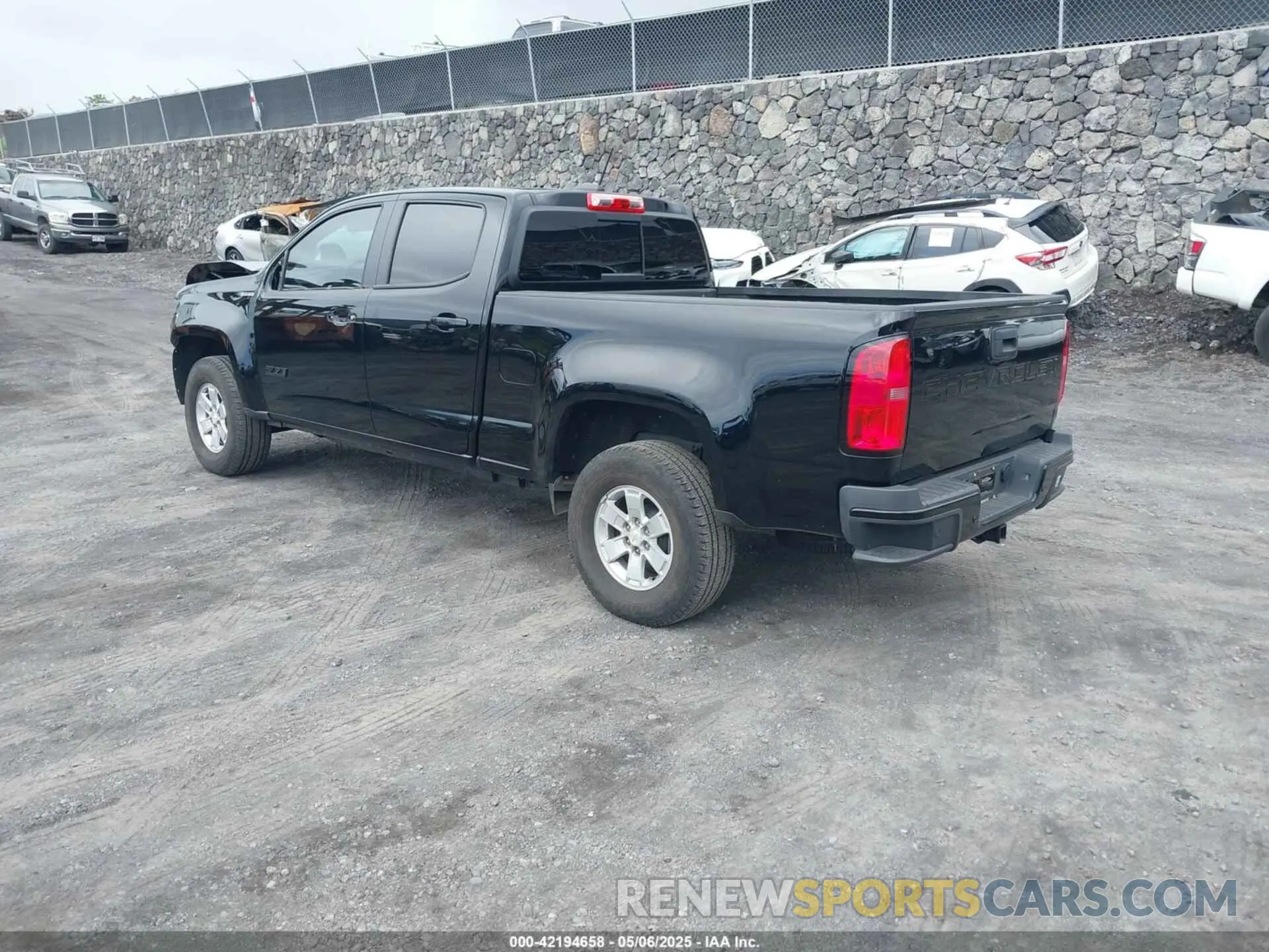 3 Photograph of a damaged car 1GCPTDE17N1130387 CHEVROLET COLORADO 2022