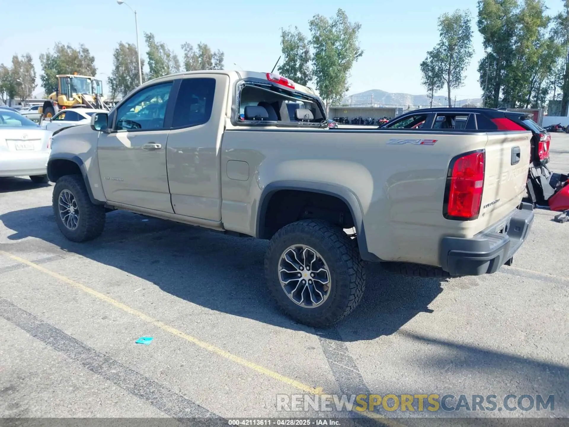 3 Photograph of a damaged car 1GCRTEE19N1204469 CHEVROLET COLORADO 2022