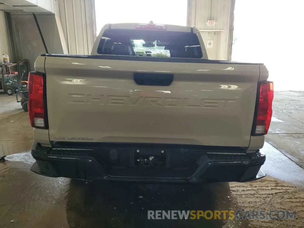 6 Photograph of a damaged car 1GCGSBEC1P1178348 CHEVROLET COLORADO 2023