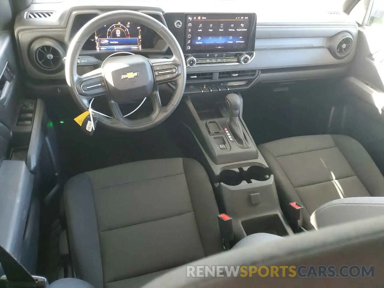 8 Photograph of a damaged car 1GCGSBEC2P1261884 CHEVROLET COLORADO 2023
