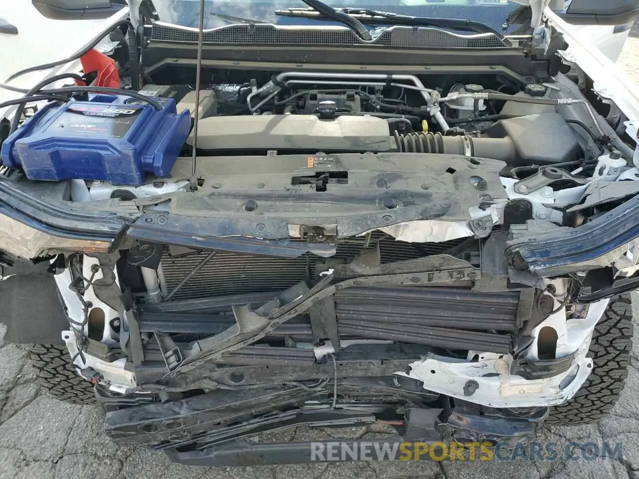 12 Photograph of a damaged car 1GCGSBEC8P1134119 CHEVROLET COLORADO 2023