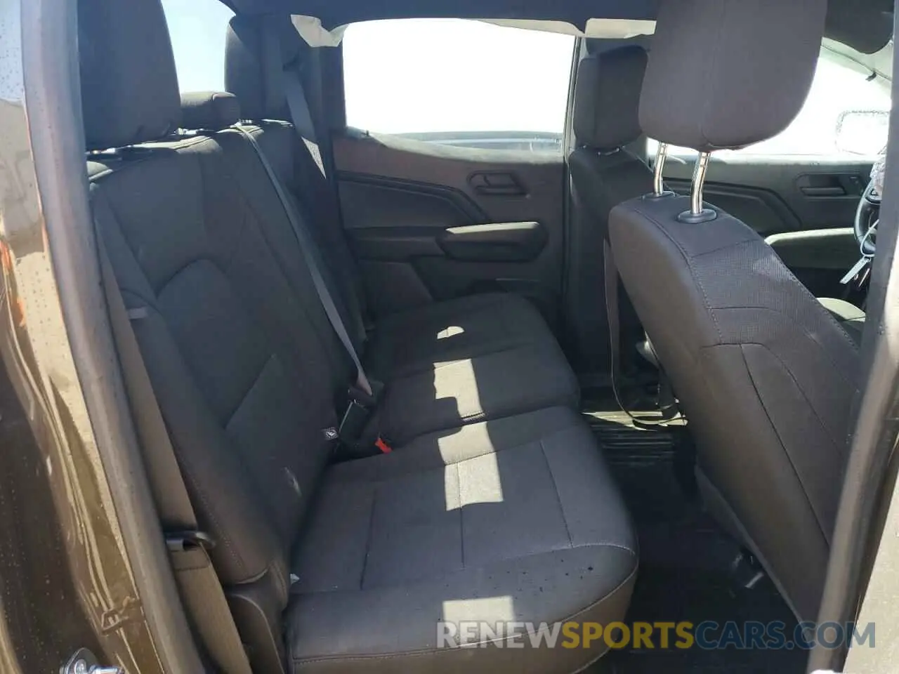 10 Photograph of a damaged car 1GCGSBEC8P1172899 CHEVROLET COLORADO 2023