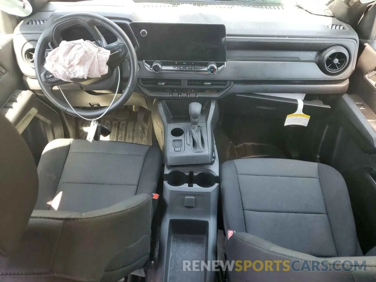8 Photograph of a damaged car 1GCGSBEC8P1172899 CHEVROLET COLORADO 2023