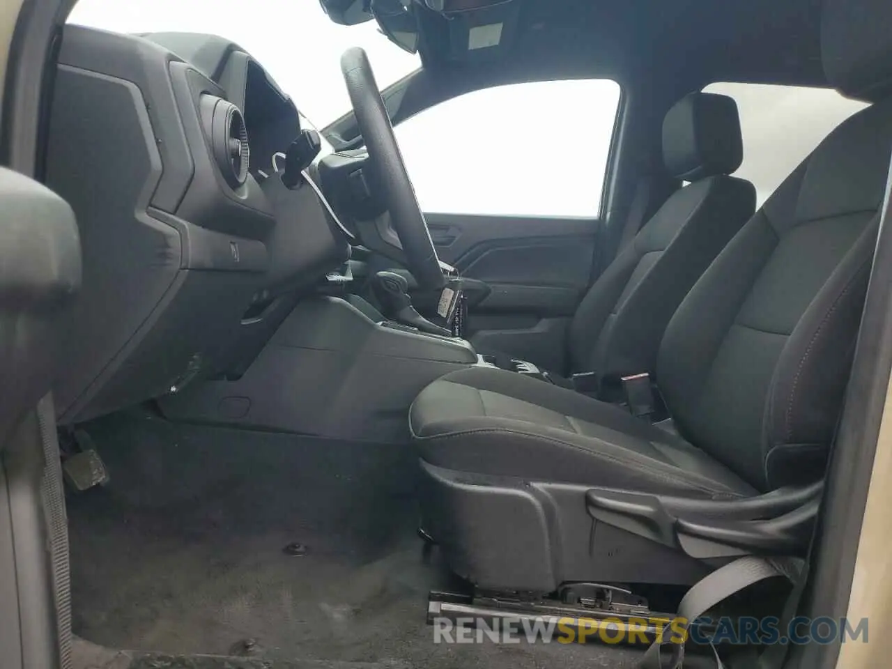 7 Photograph of a damaged car 1GCGSBEC8P1178346 CHEVROLET COLORADO 2023