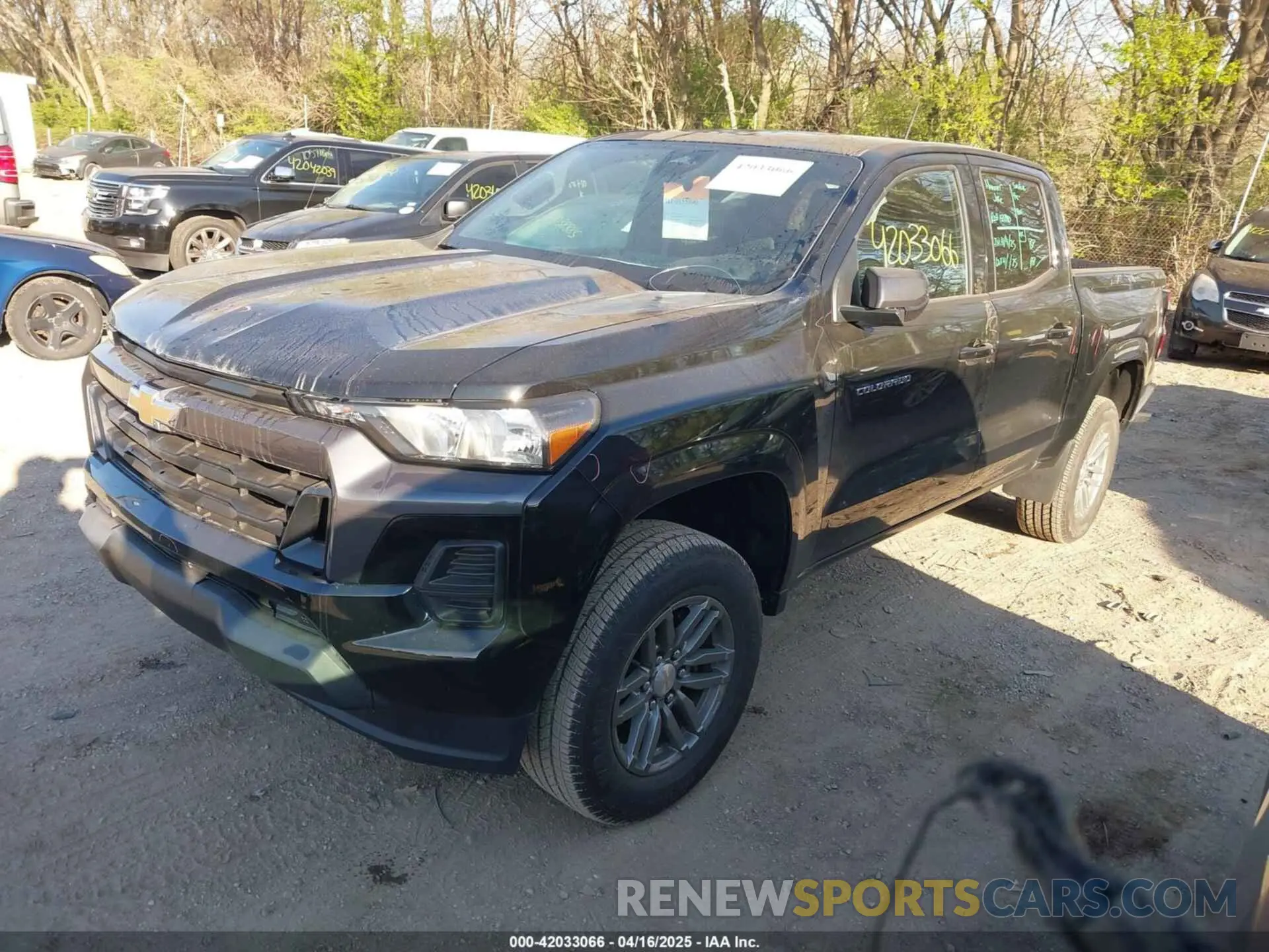 2 Photograph of a damaged car 1GCGSCEC1P1237372 CHEVROLET COLORADO 2023