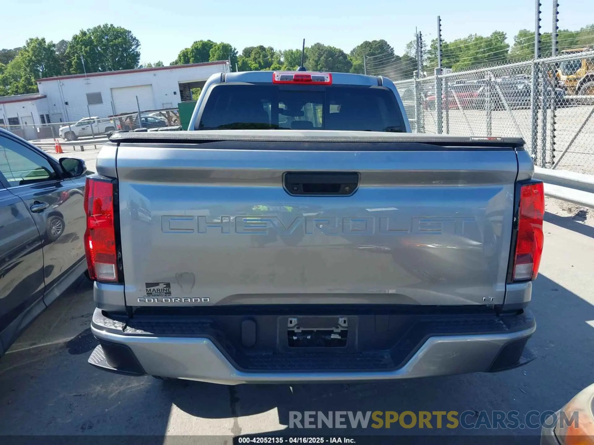 17 Photograph of a damaged car 1GCGSCEC8P1219709 CHEVROLET COLORADO 2023