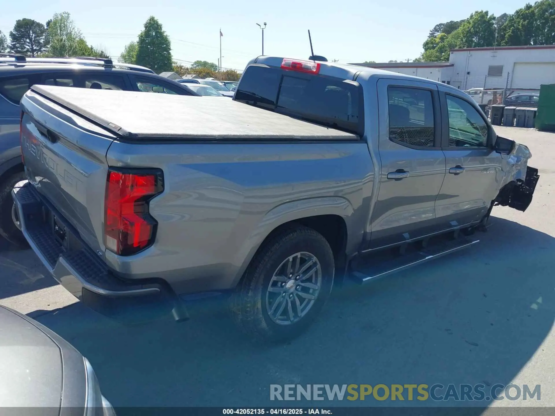 4 Photograph of a damaged car 1GCGSCEC8P1219709 CHEVROLET COLORADO 2023