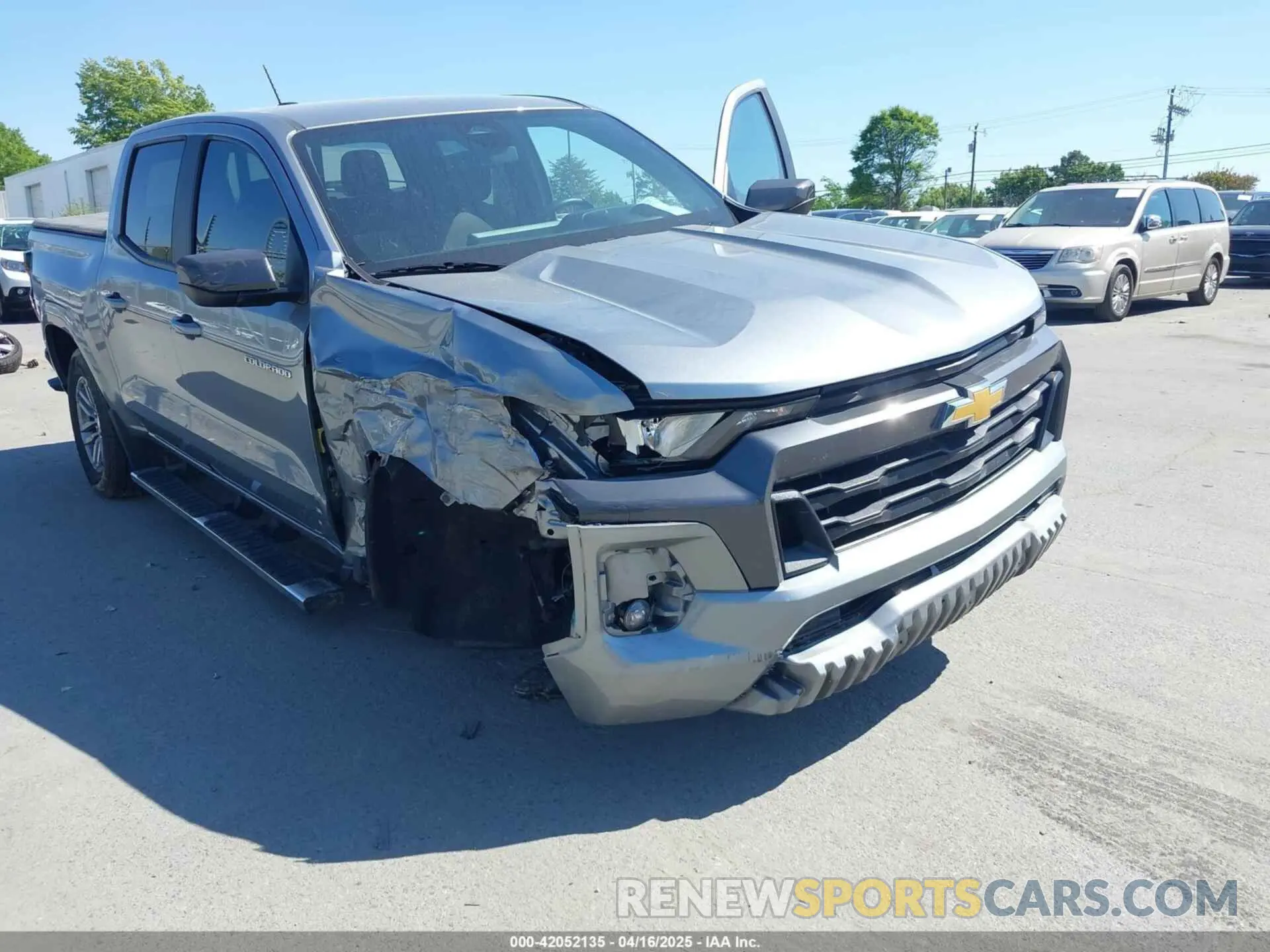 6 Photograph of a damaged car 1GCGSCEC8P1219709 CHEVROLET COLORADO 2023