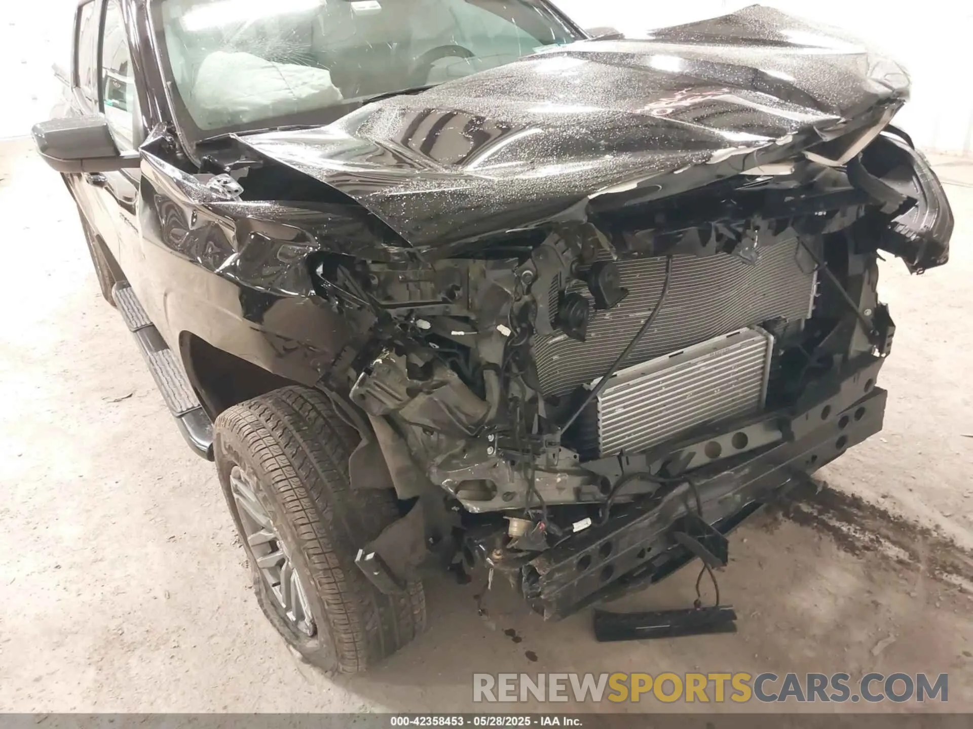 6 Photograph of a damaged car 1GCPSCEK1P1232681 CHEVROLET COLORADO 2023