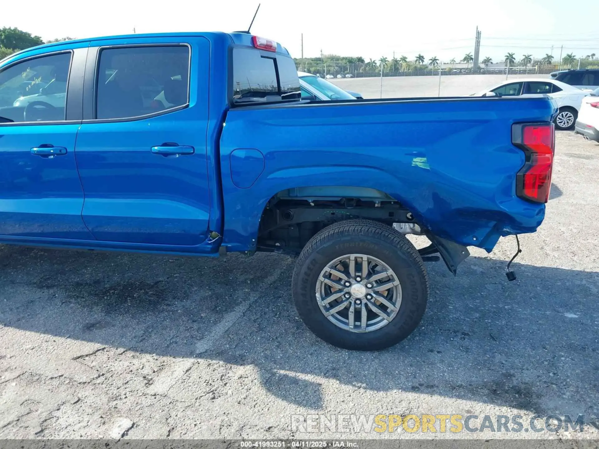 6 Photograph of a damaged car 1GCPSCEK8P1198741 CHEVROLET COLORADO 2023
