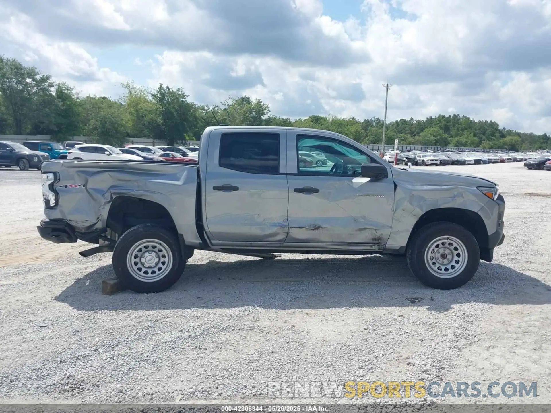 13 Photograph of a damaged car 1GCPTBEK7P1112228 CHEVROLET COLORADO 2023