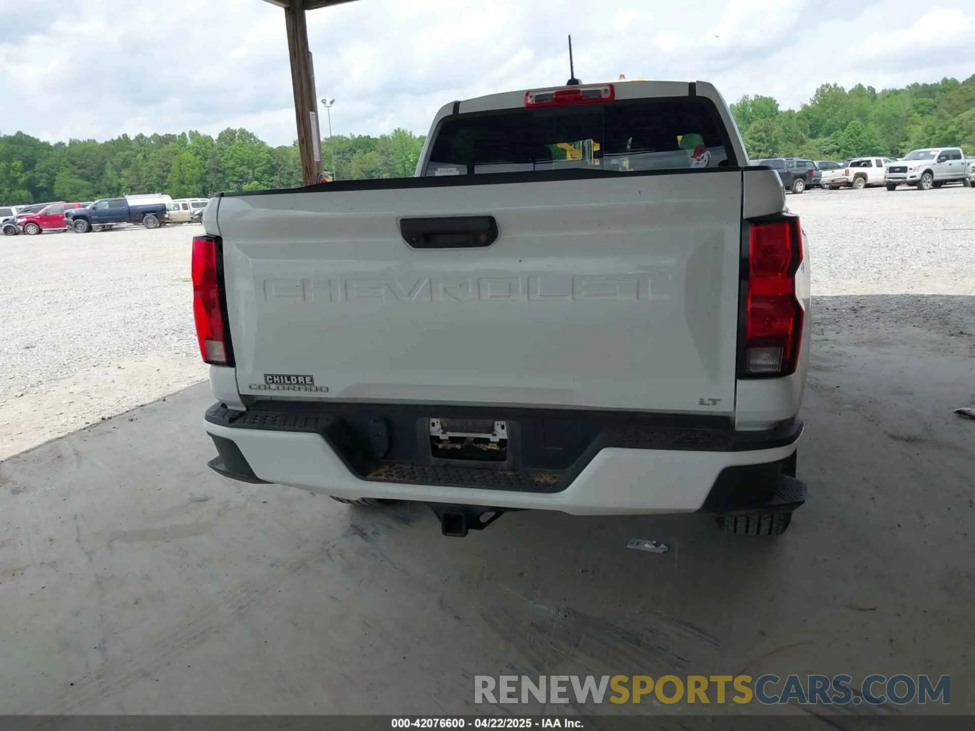 16 Photograph of a damaged car 1GCPTCEK0P1221796 CHEVROLET COLORADO 2023