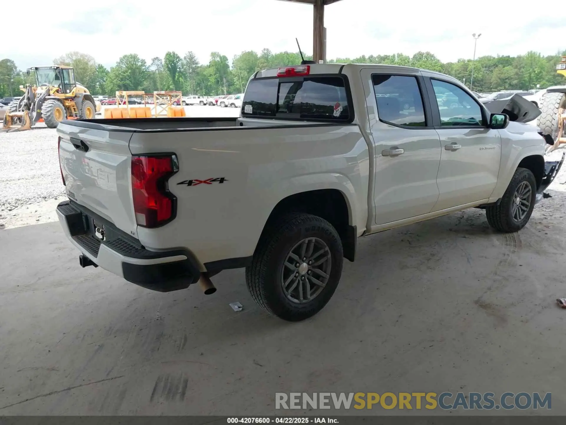 4 Photograph of a damaged car 1GCPTCEK0P1221796 CHEVROLET COLORADO 2023