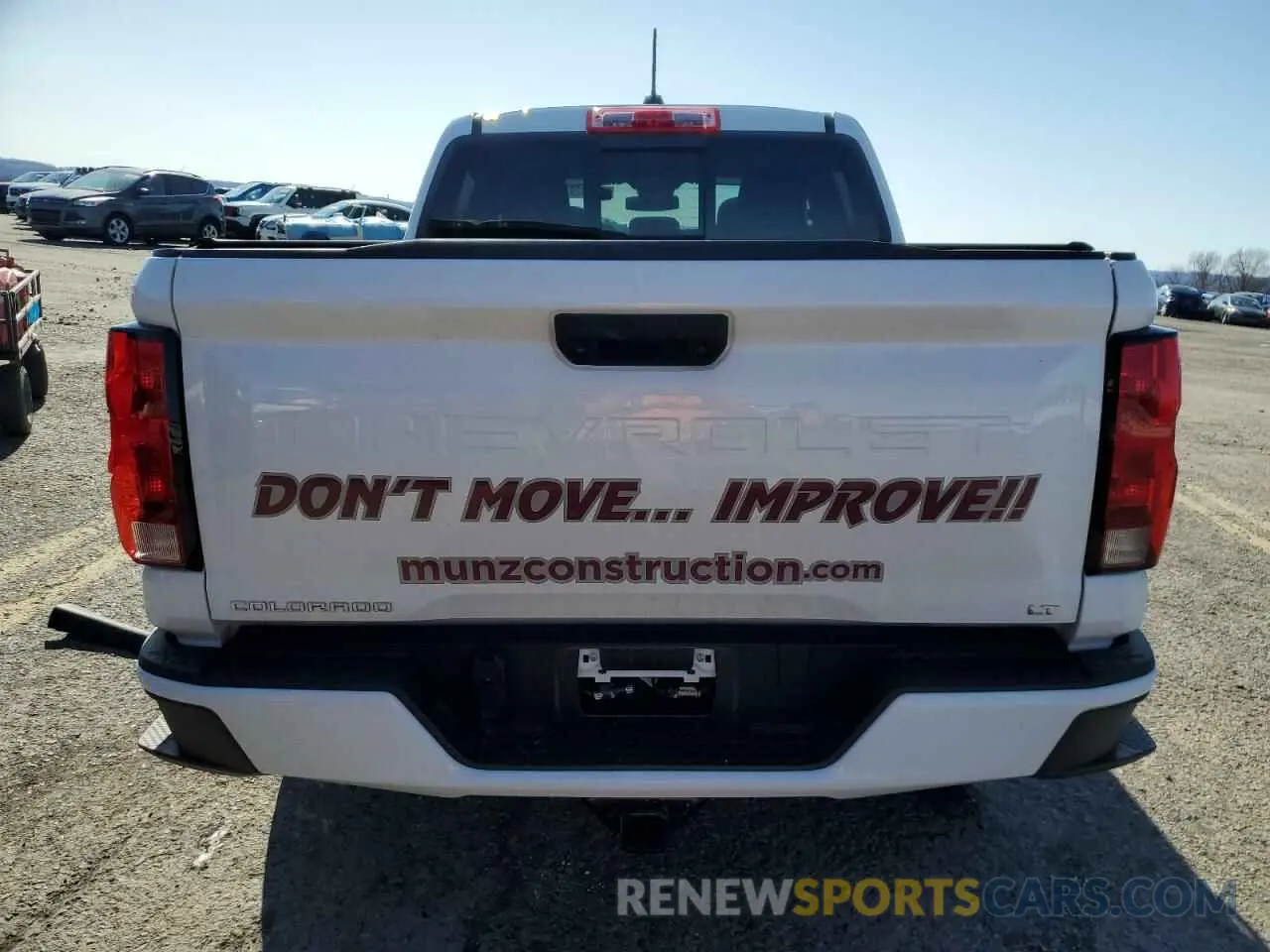 6 Photograph of a damaged car 1GCPTCEK7P1232276 CHEVROLET COLORADO 2023
