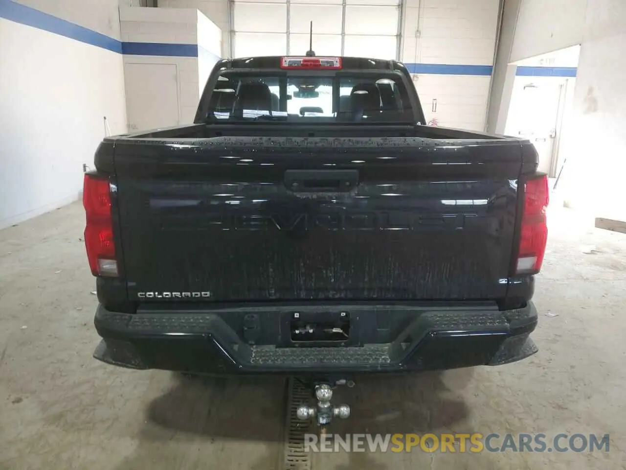 6 Photograph of a damaged car 1GCPTDEK1P1140263 CHEVROLET COLORADO 2023