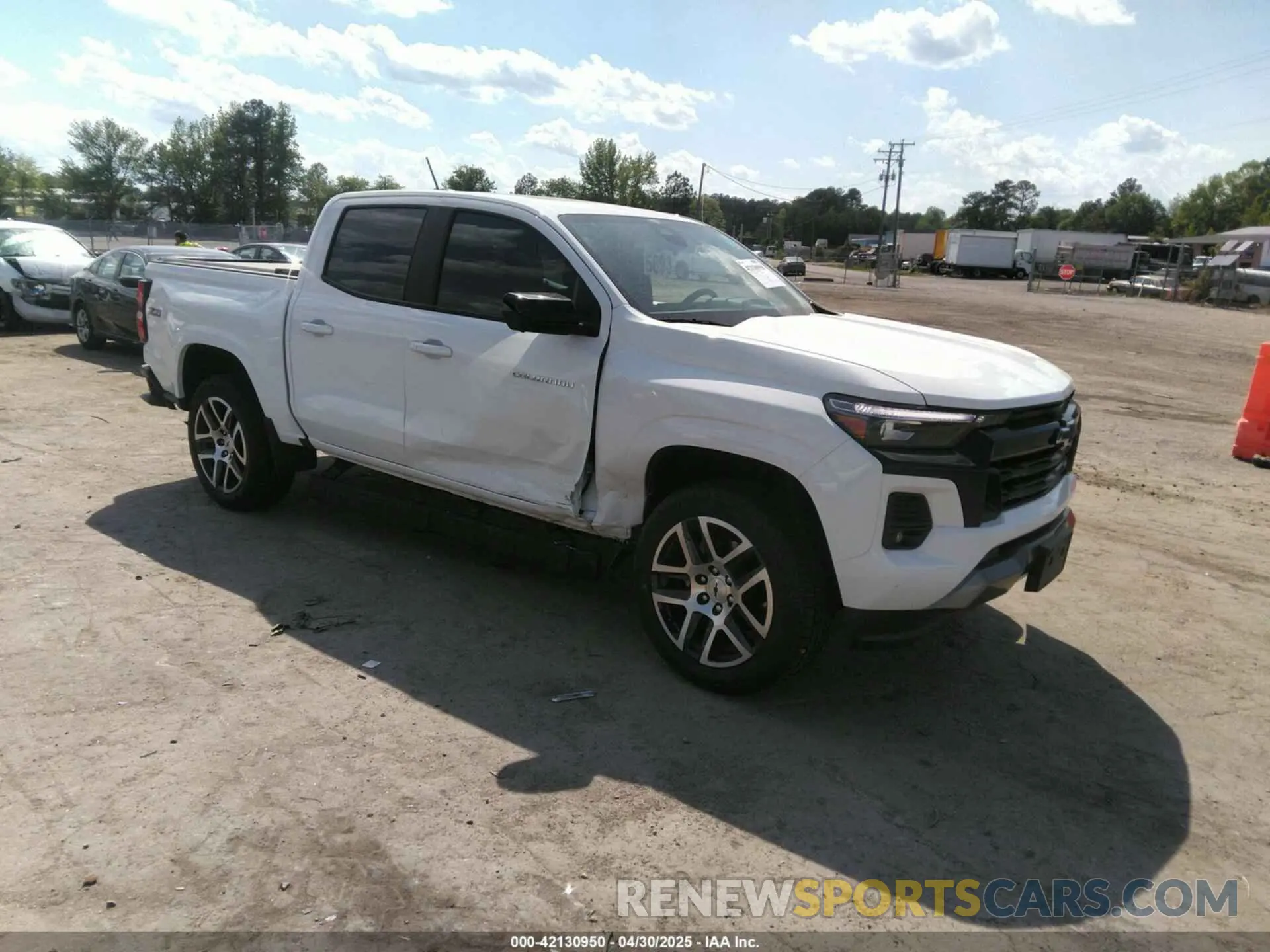 1 Photograph of a damaged car 1GCPTDEK4P1249624 CHEVROLET COLORADO 2023