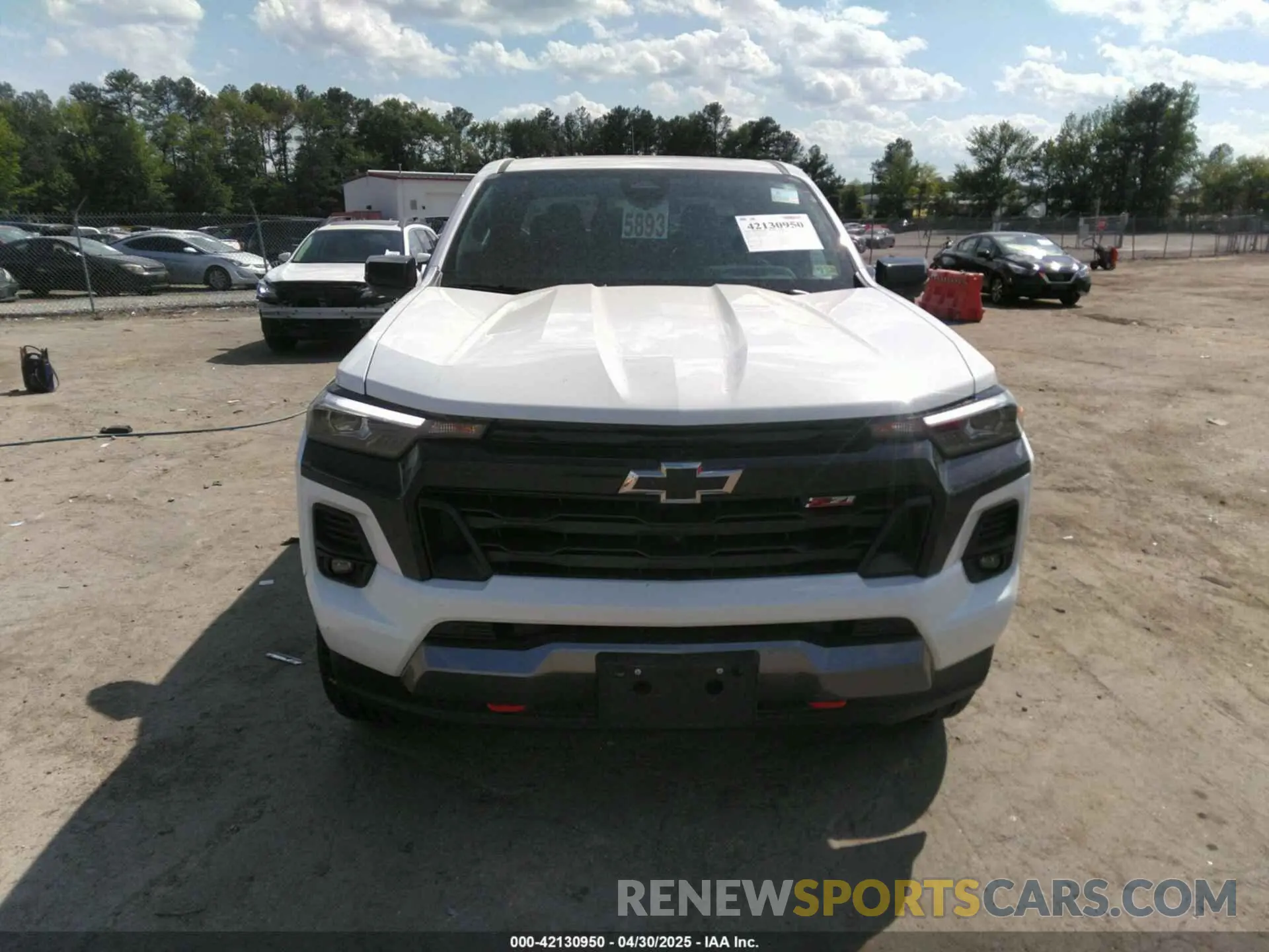 12 Photograph of a damaged car 1GCPTDEK4P1249624 CHEVROLET COLORADO 2023