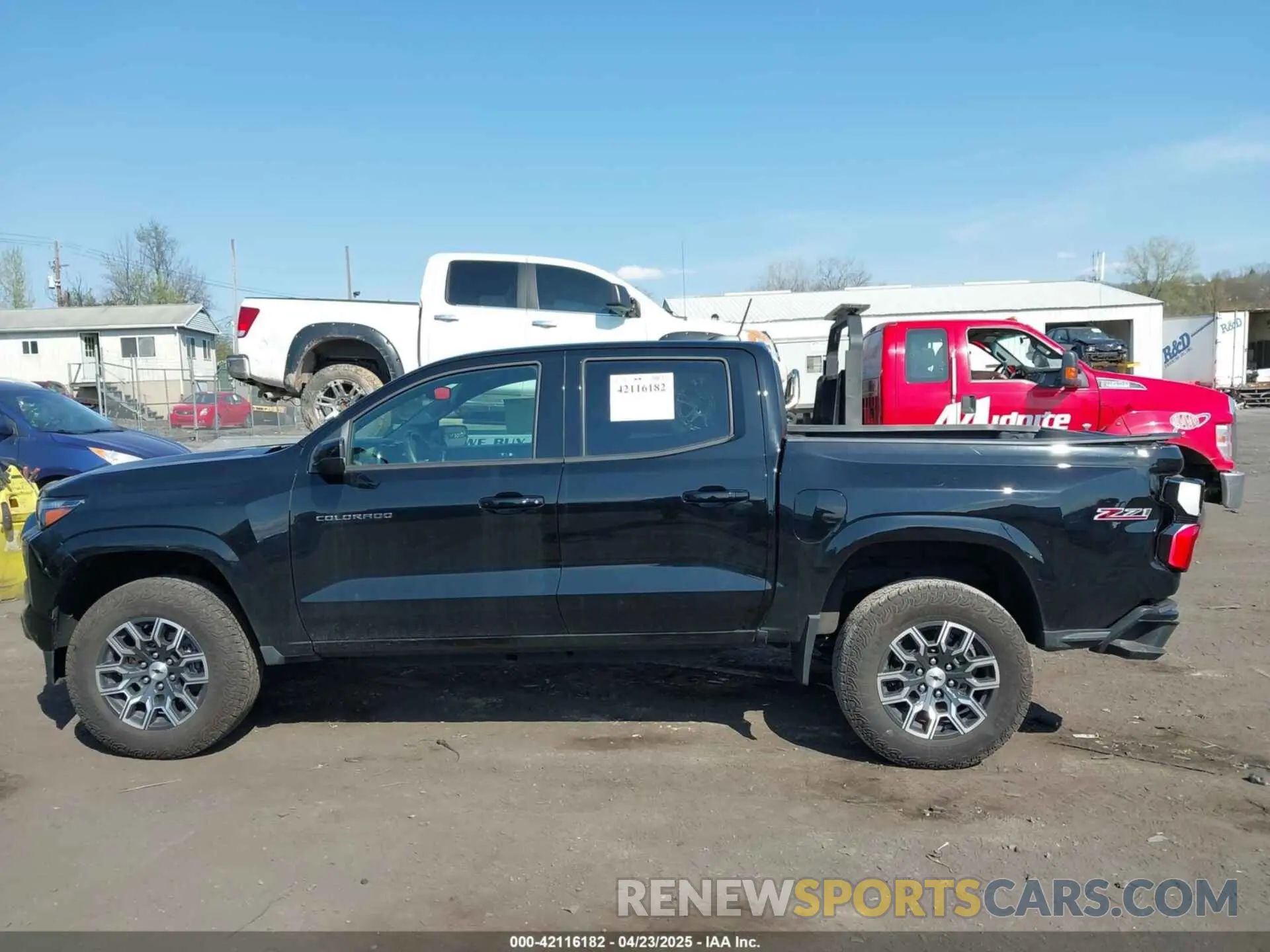 14 Photograph of a damaged car 1GCPTDEK8P1219901 CHEVROLET COLORADO 2023