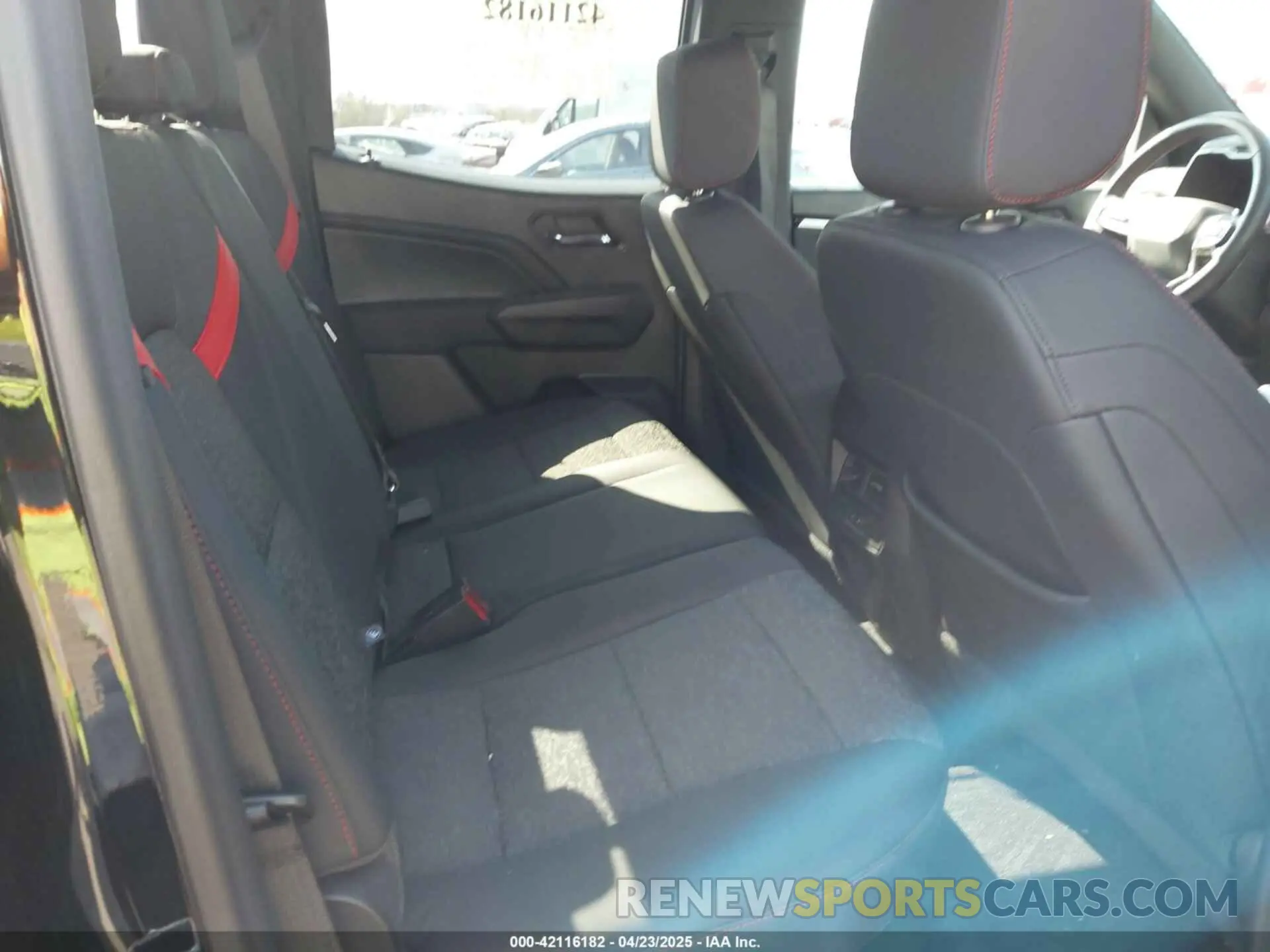 8 Photograph of a damaged car 1GCPTDEK8P1219901 CHEVROLET COLORADO 2023