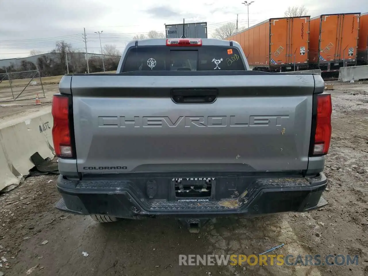 6 Photograph of a damaged car 1GCPTDEKXP1141217 CHEVROLET COLORADO 2023