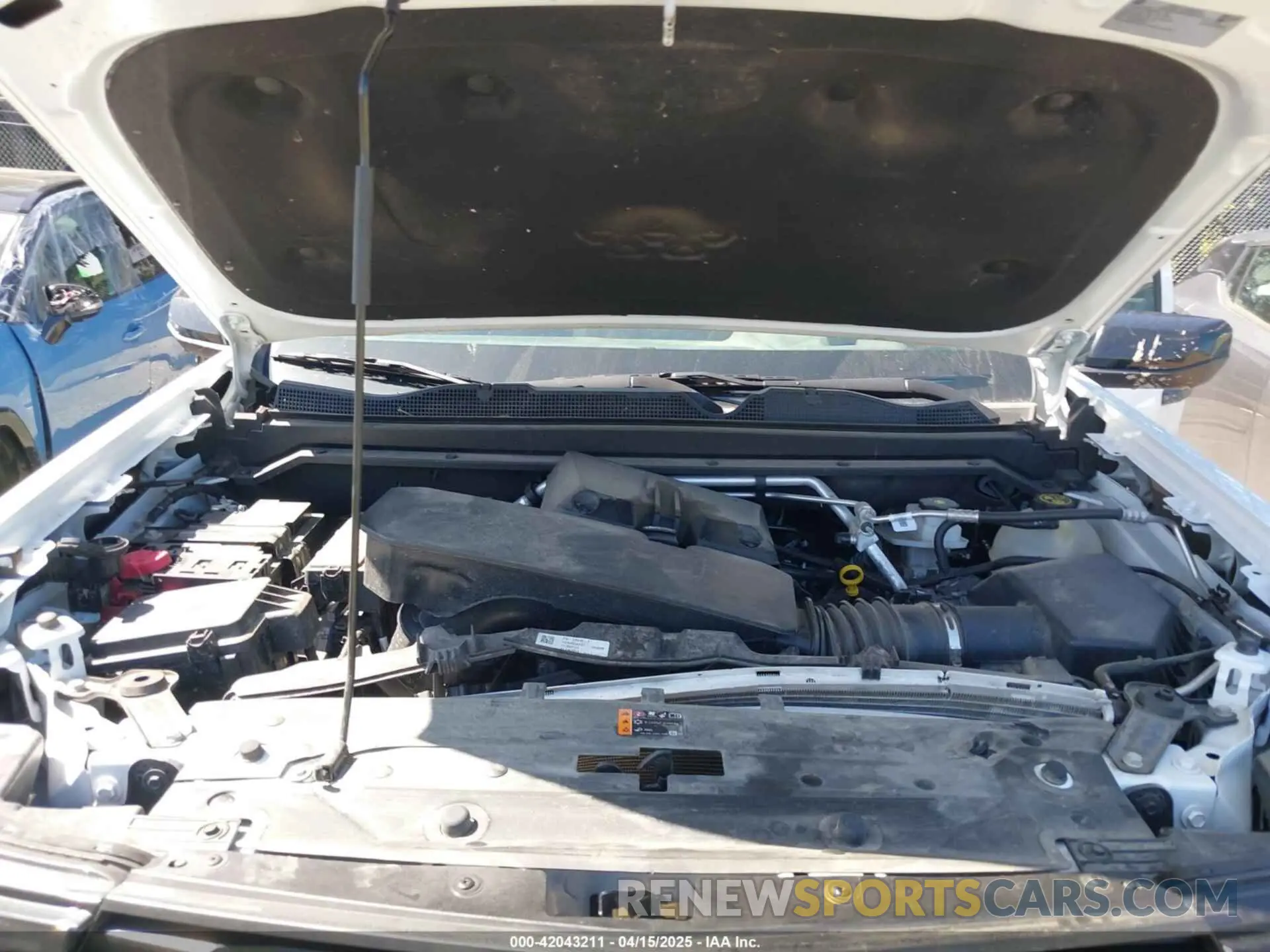 10 Photograph of a damaged car 1GCPTEEK2P1203392 CHEVROLET COLORADO 2023