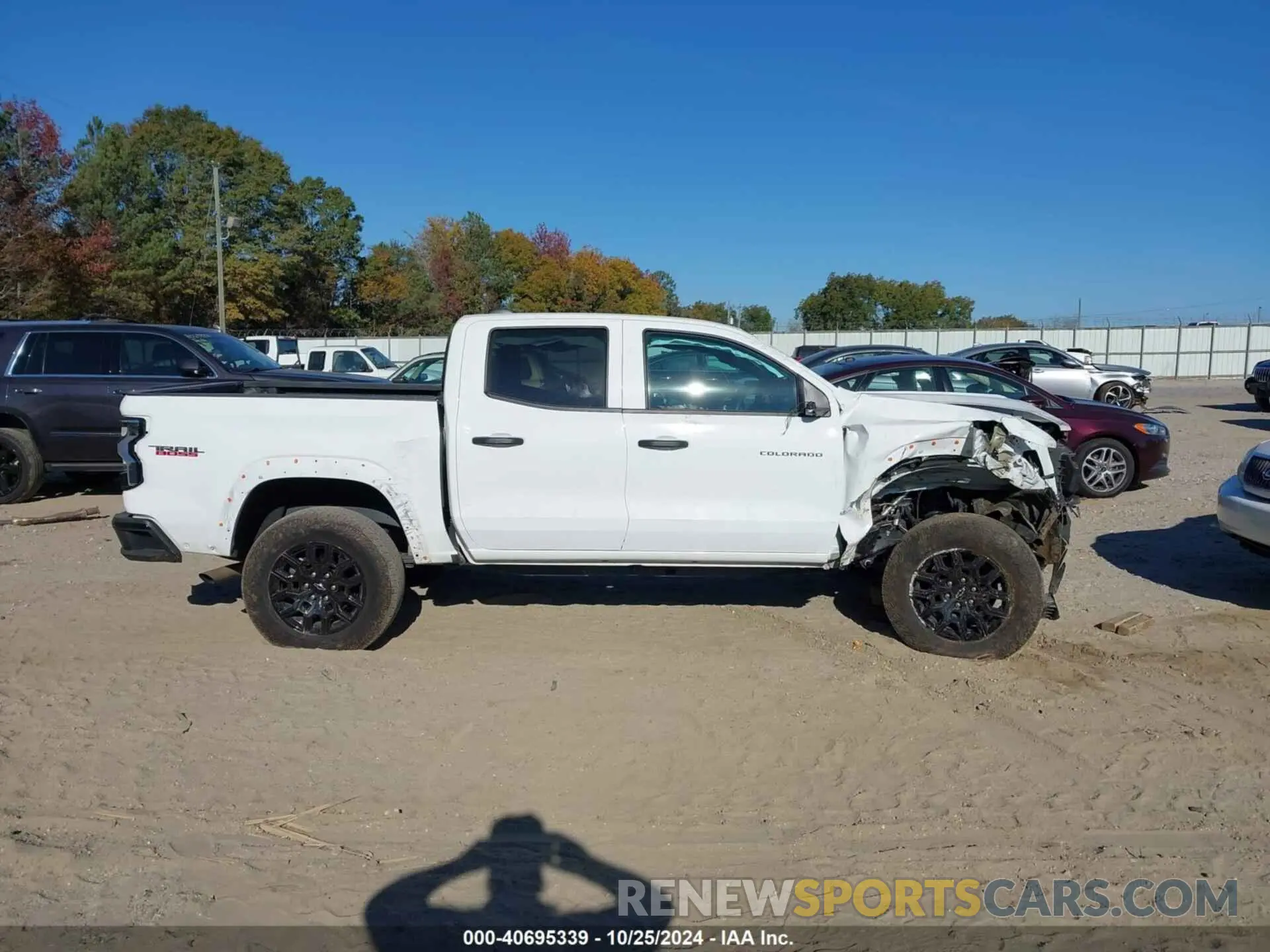 12 Photograph of a damaged car 1GCPTEEK9P1245719 CHEVROLET COLORADO 2023