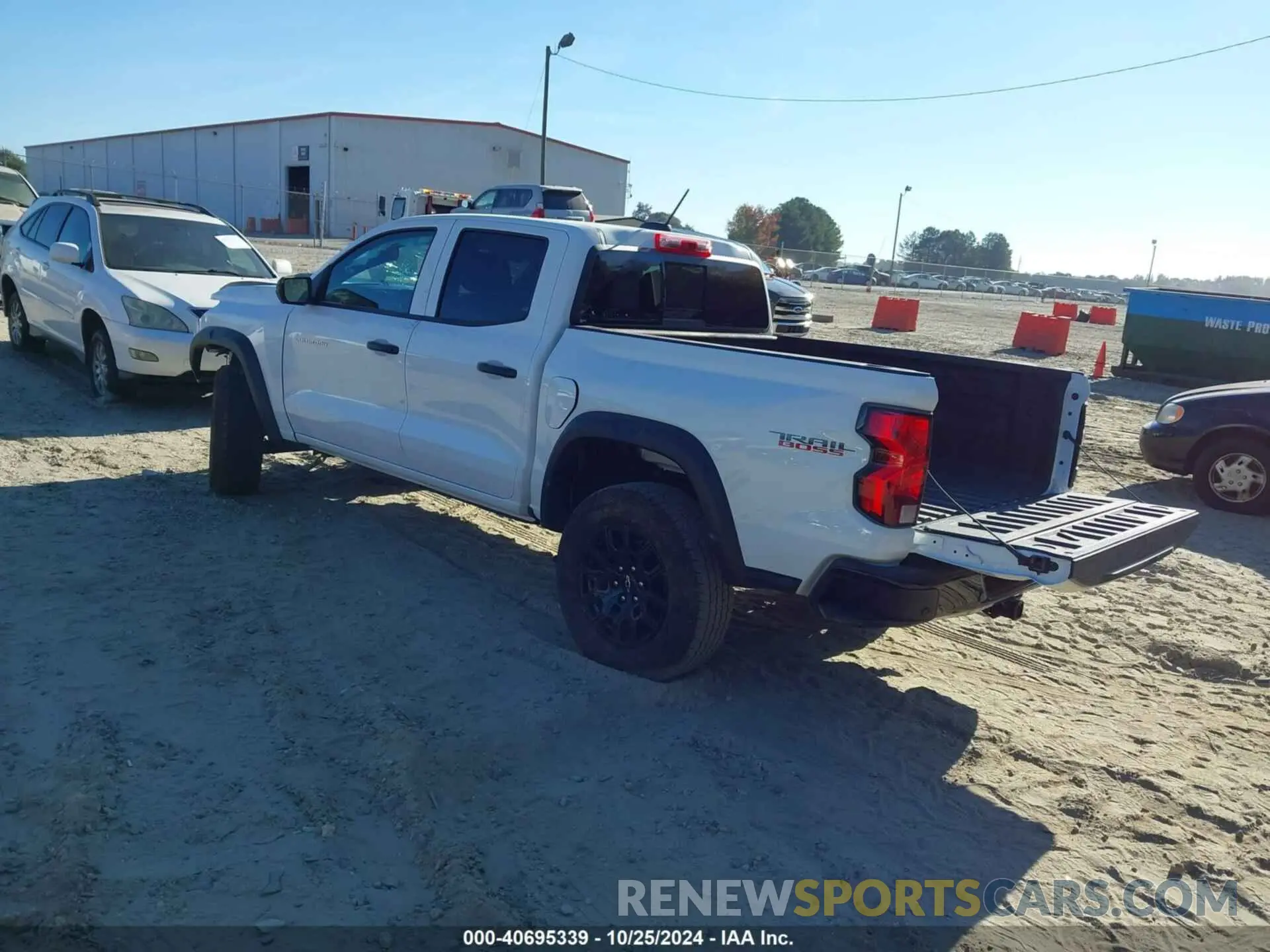 3 Photograph of a damaged car 1GCPTEEK9P1245719 CHEVROLET COLORADO 2023