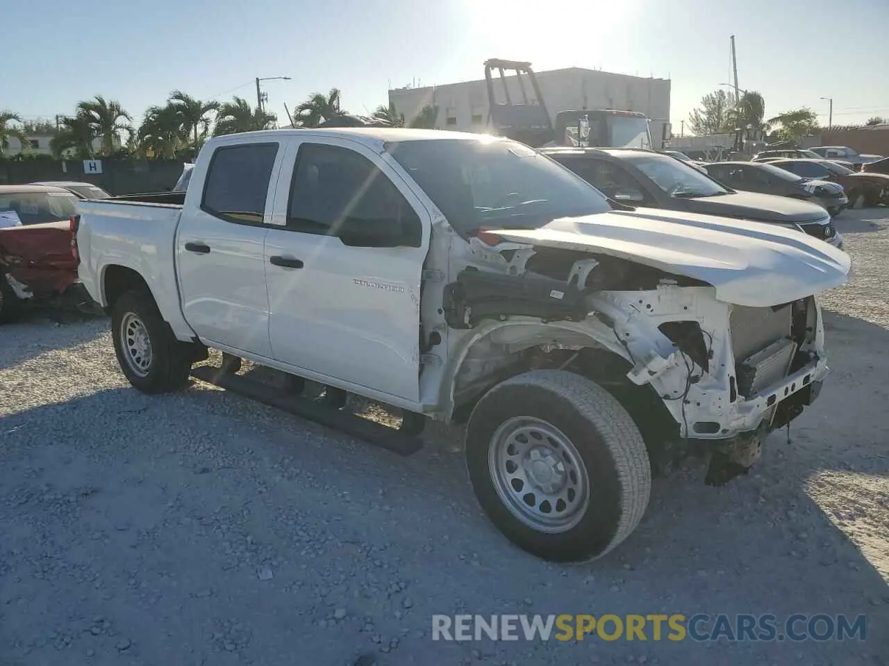 4 Photograph of a damaged car 1GCGSBEC1R1250216 CHEVROLET COLORADO 2024