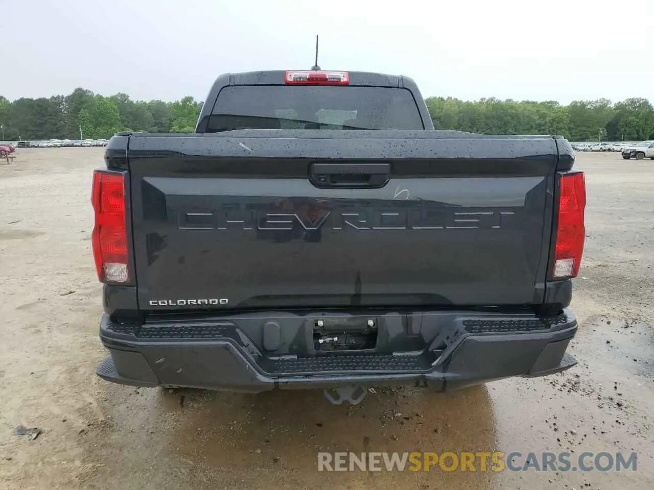 6 Photograph of a damaged car 1GCGSBEC2R1125077 CHEVROLET COLORADO 2024