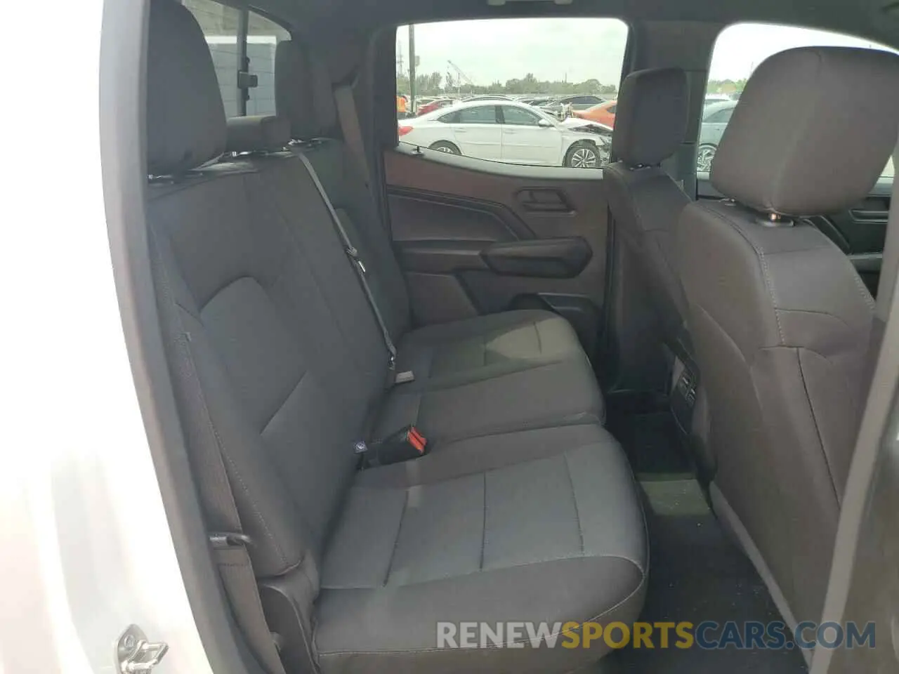 11 Photograph of a damaged car 1GCGSBEC4R1214049 CHEVROLET COLORADO 2024
