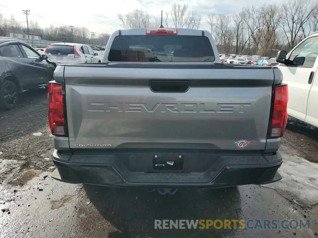 6 Photograph of a damaged car 1GCGSBEC5R1243608 CHEVROLET COLORADO 2024